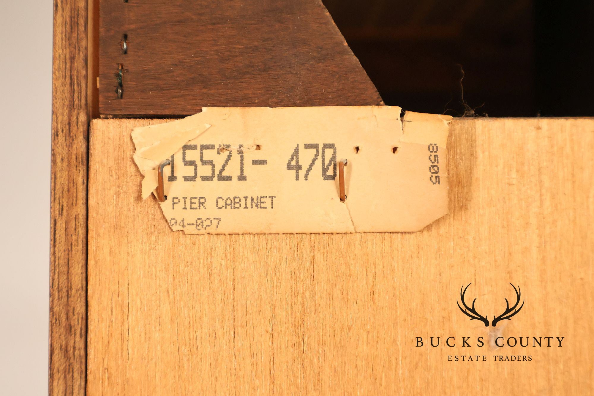 Thomasville Traditional Style Pair Lighted Curio Display Cabinets