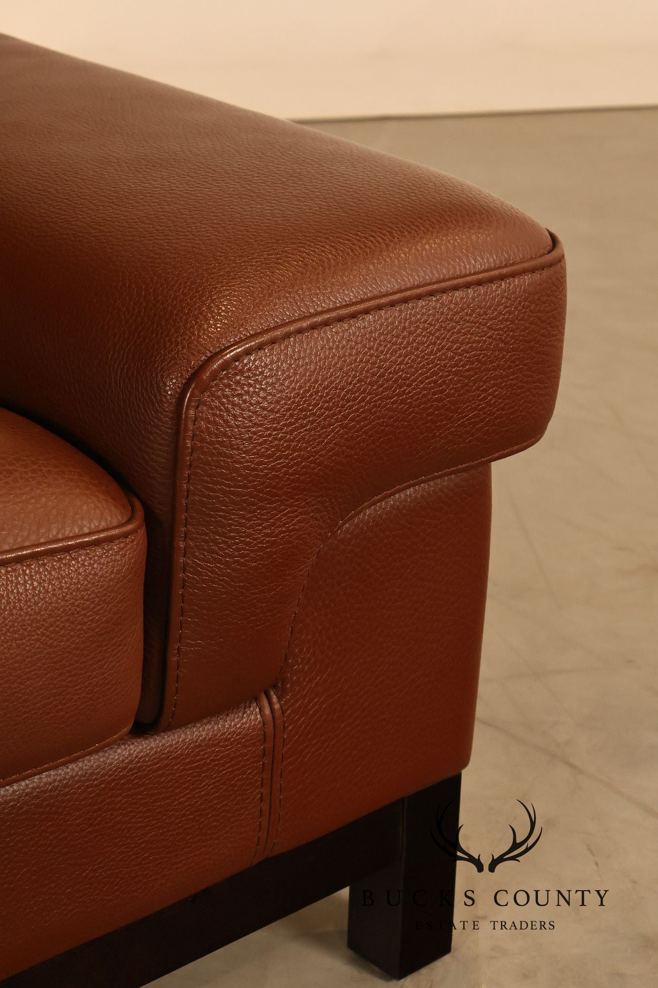 Formenti Pair of Italian Leather Lounge Chairs