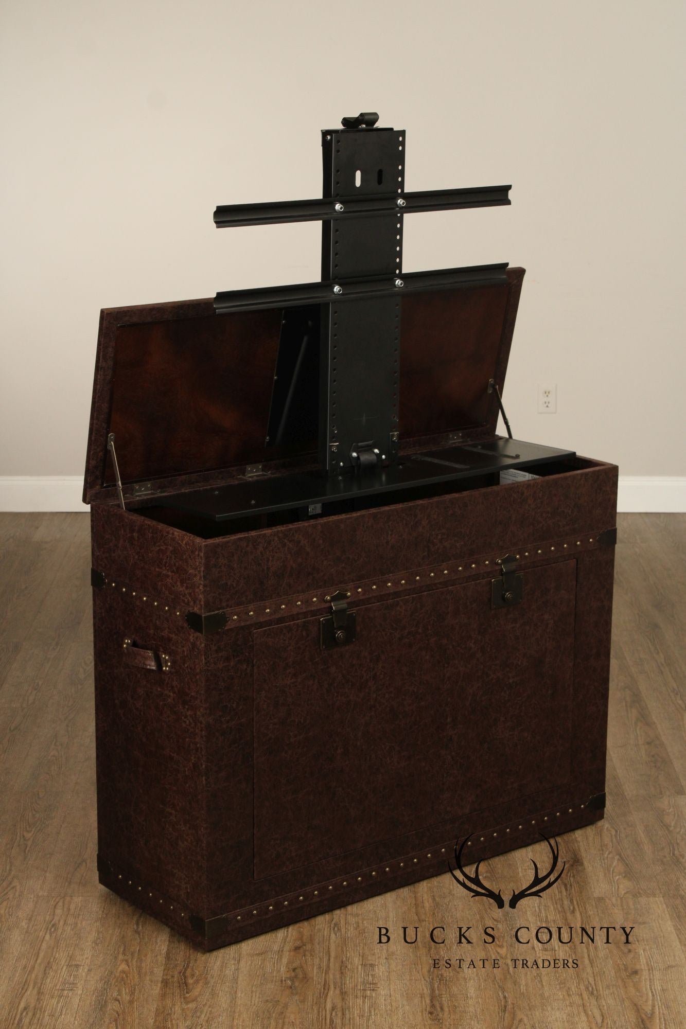 Touchstone 'Ellis' TV Lift Cabinet 'The Vintage Trunk Cabinet'