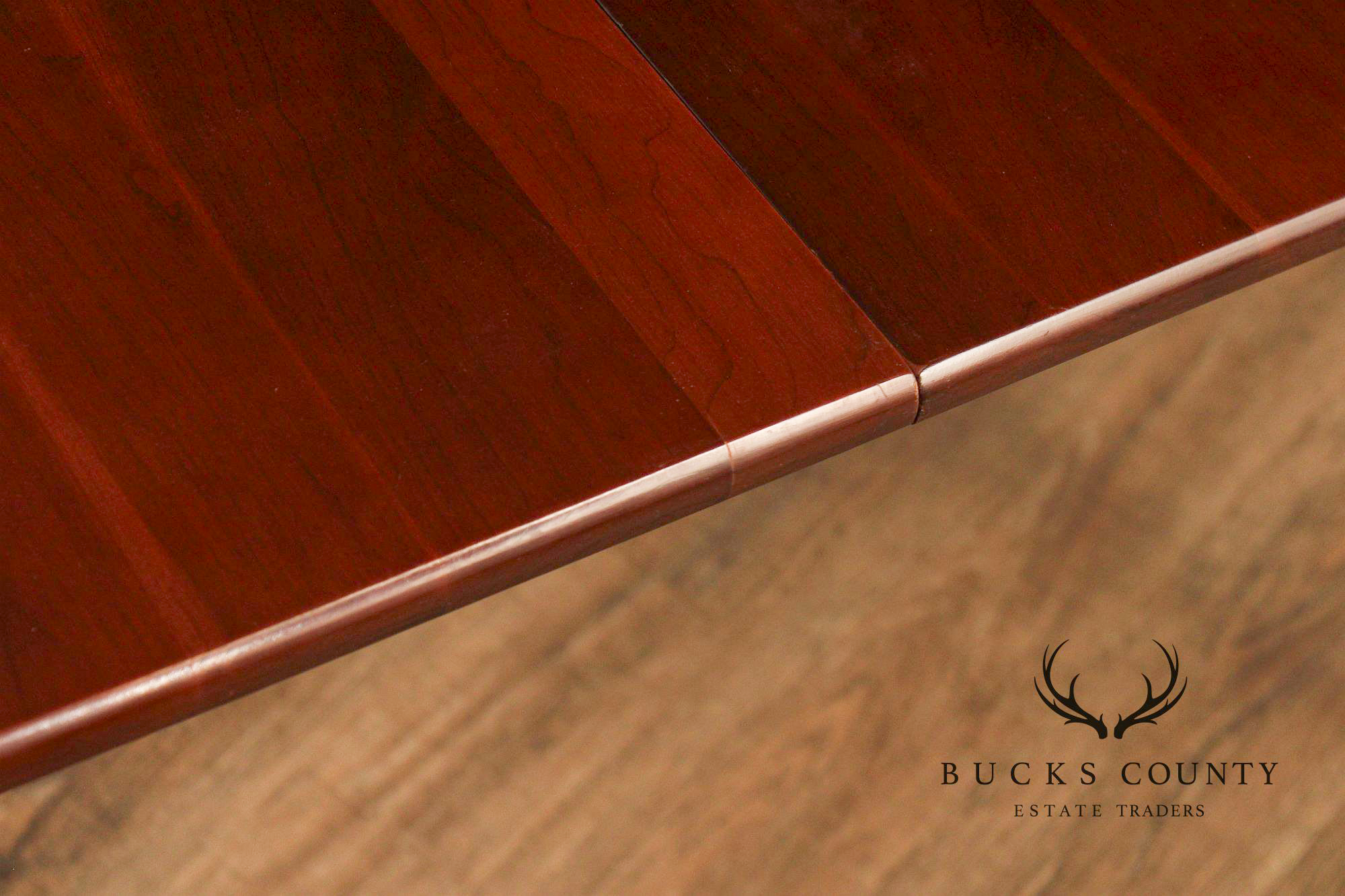 Sheraton Style Cherry Drop-Leaf Extendable Dining Table