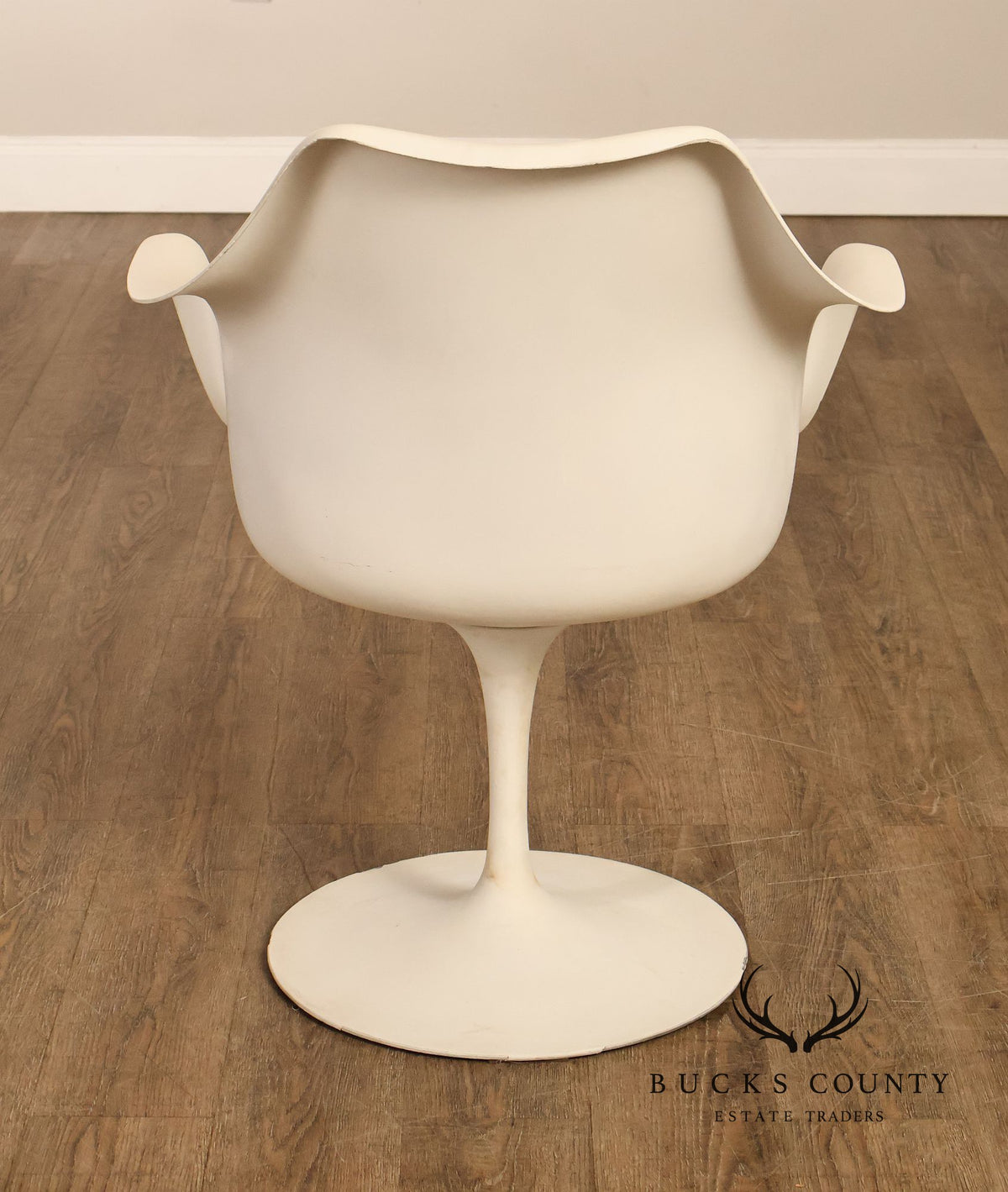 Eero Saarinen Mid Century Modern Set of Four Tulip Armchairs