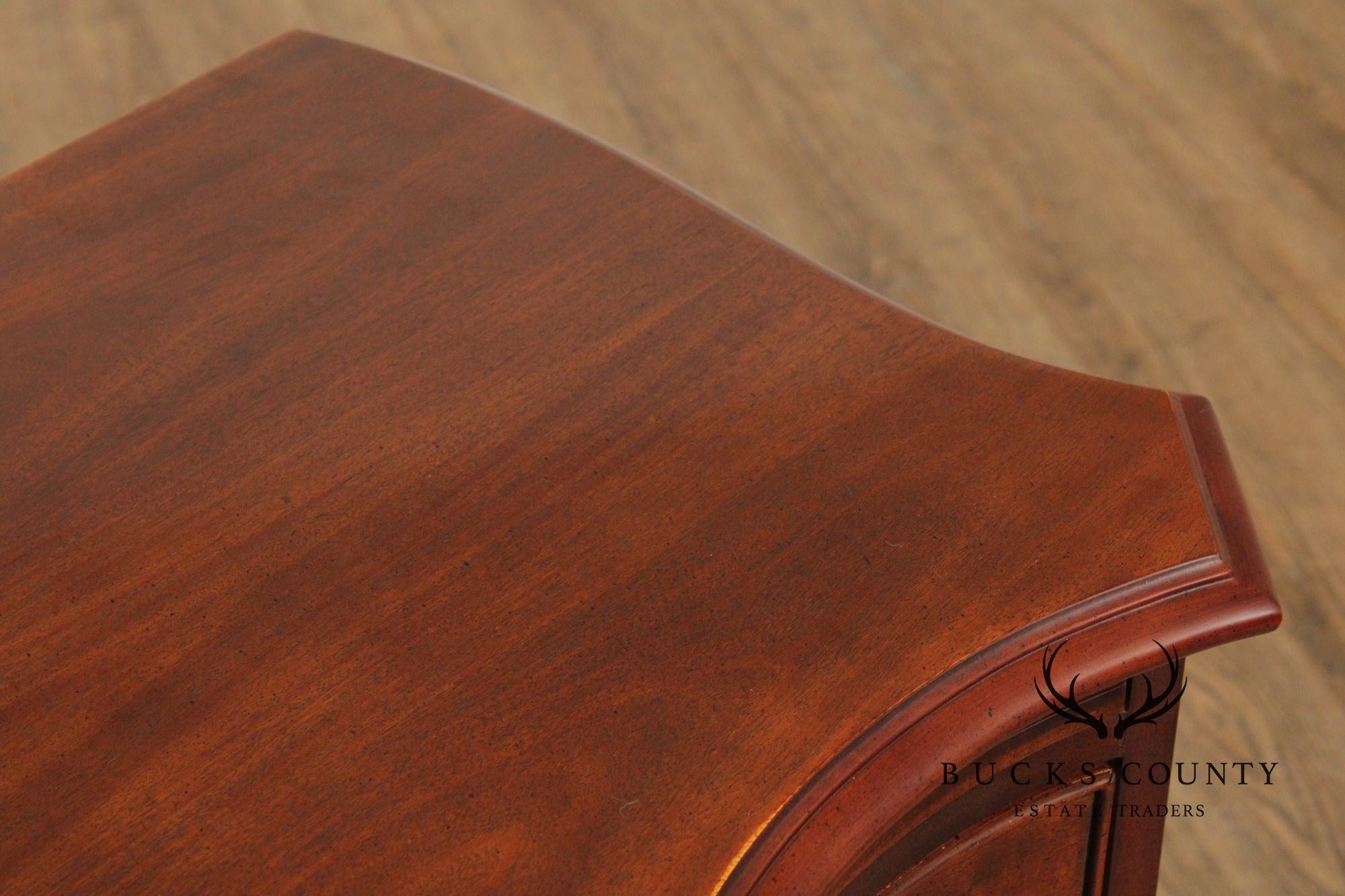Century Furniture Georgian Style Mahogany Bachelor's Chest