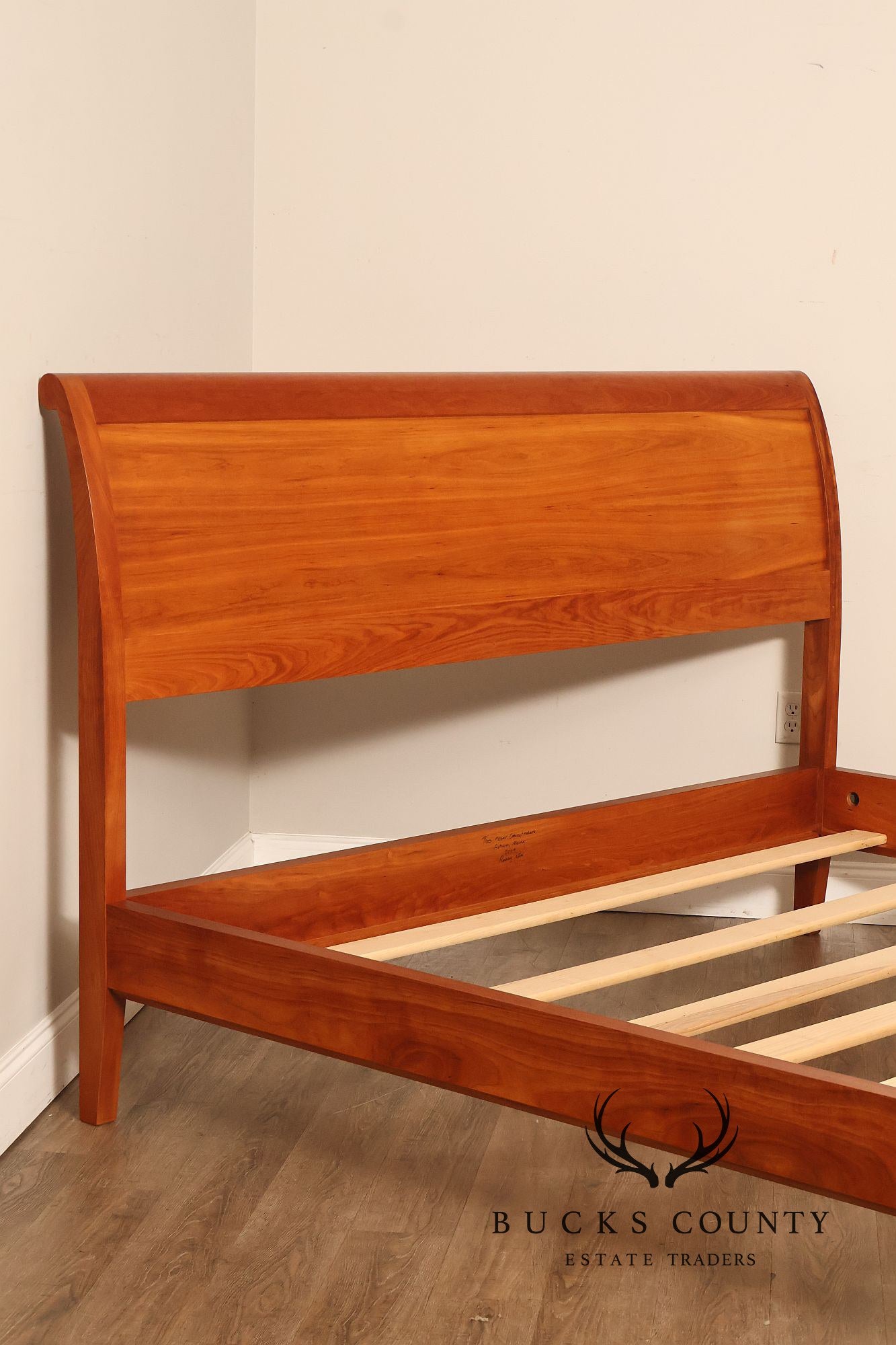 Thomas Moser Cherry King Sleigh Bed