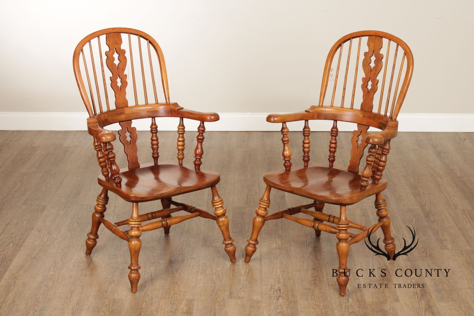 Stickley Cherry Valley Pair of Windsor Armchairs