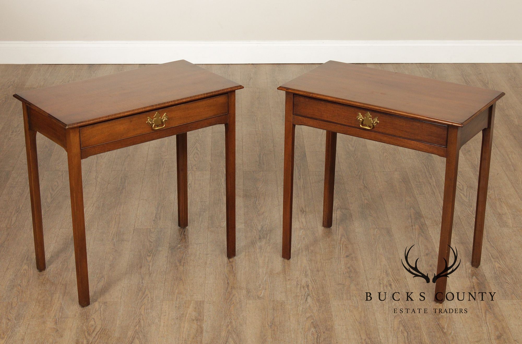 Kittinger Williamsburg Adaptation Pair of Mahogany Console Tables