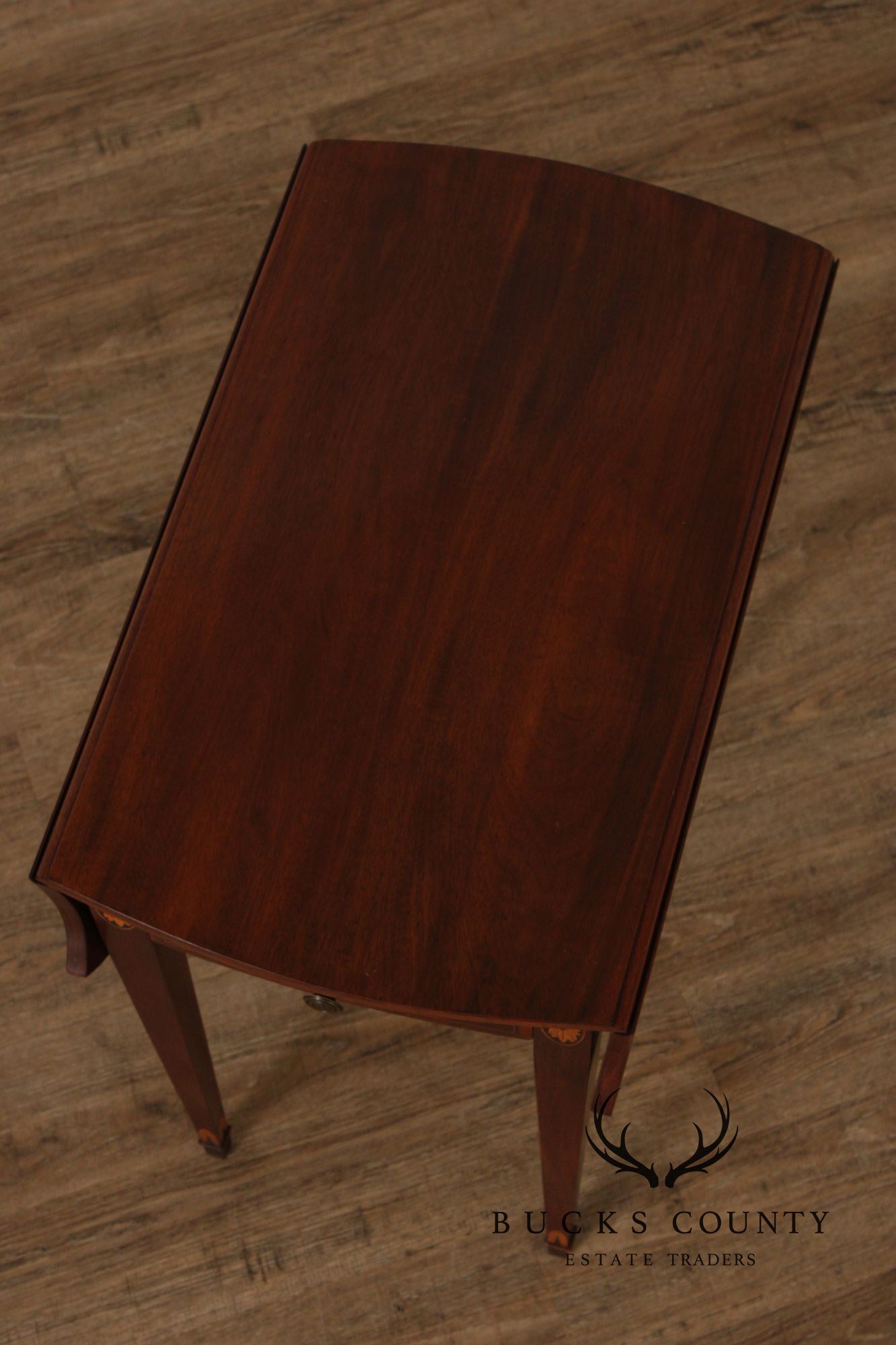 Kittinger Vintage Federal Style Mahogany Drop Leaf Pembroke Table
