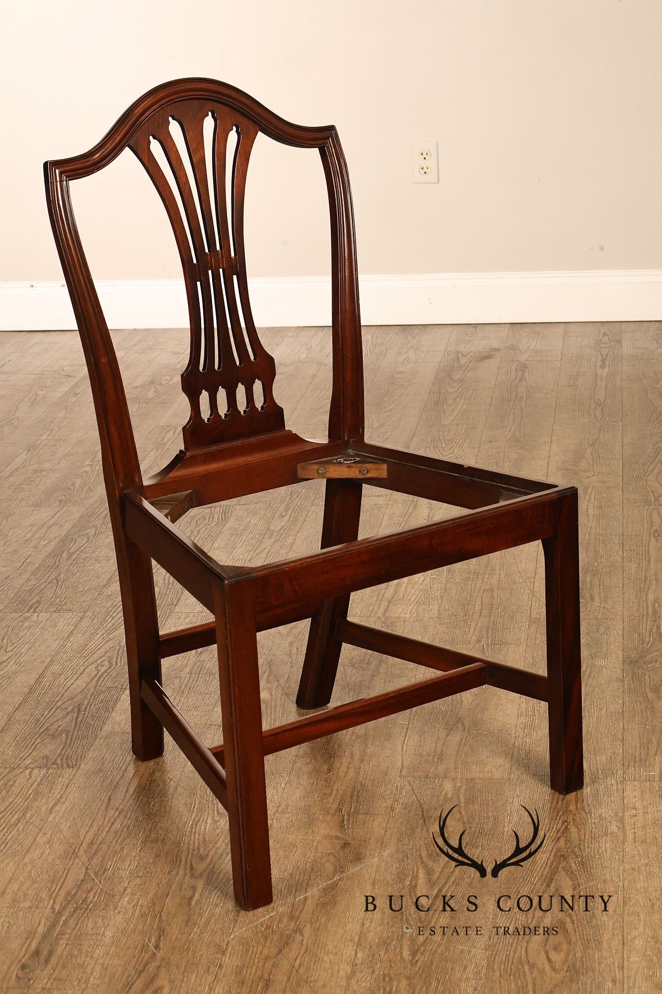 Chippendale Style Set of Eight Crewel Upholstered Mahogany Dining Chairs