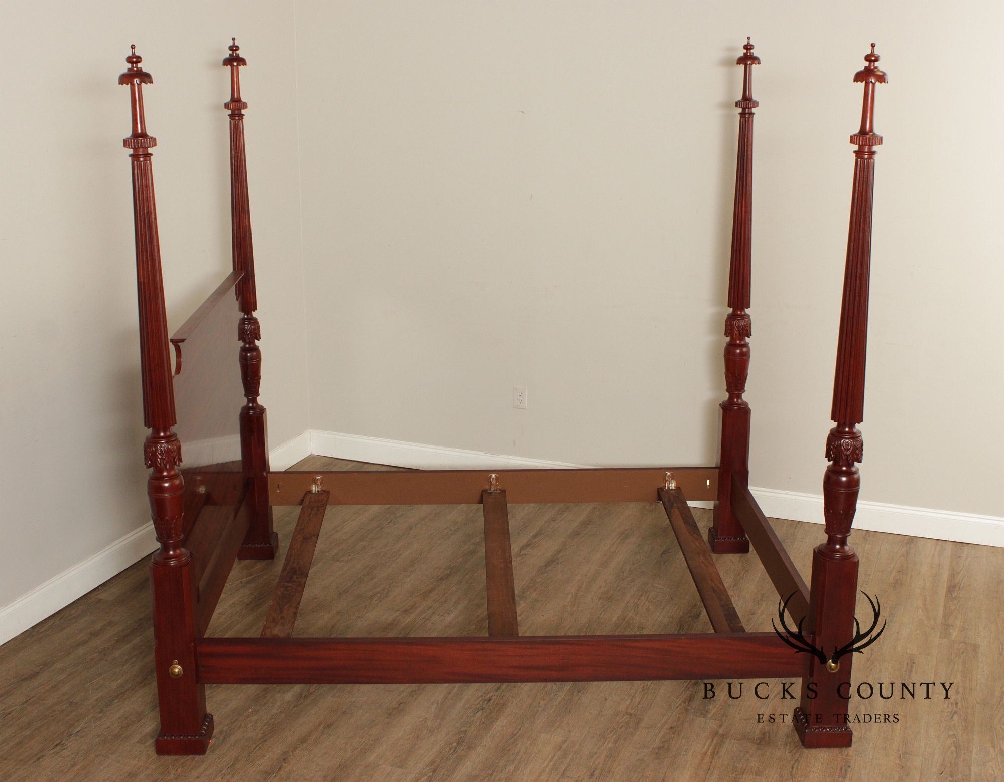 Baker Hepplewhite Style Queen Size Mahogany Poster Bed