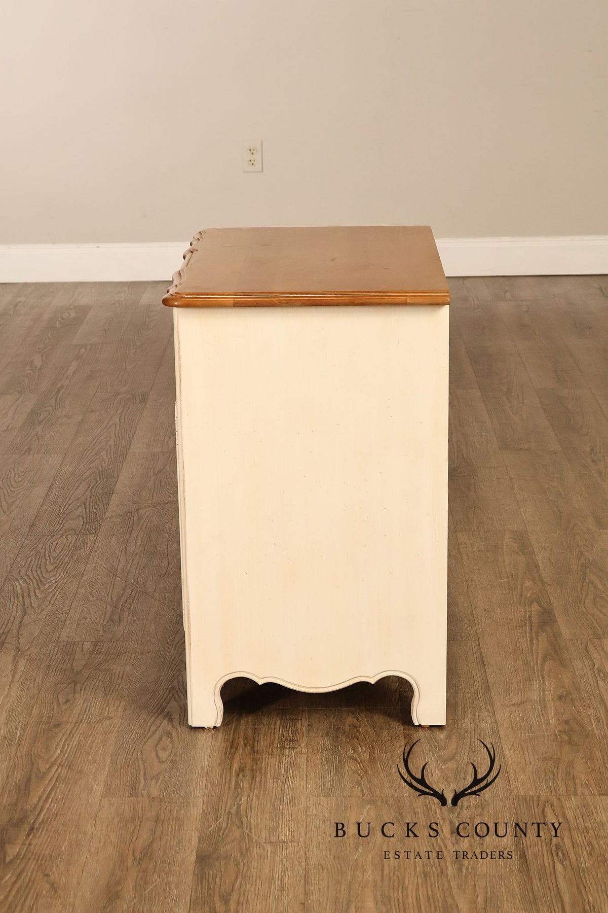 Ethan Allen 'Country French' Cream Painted Nightstand