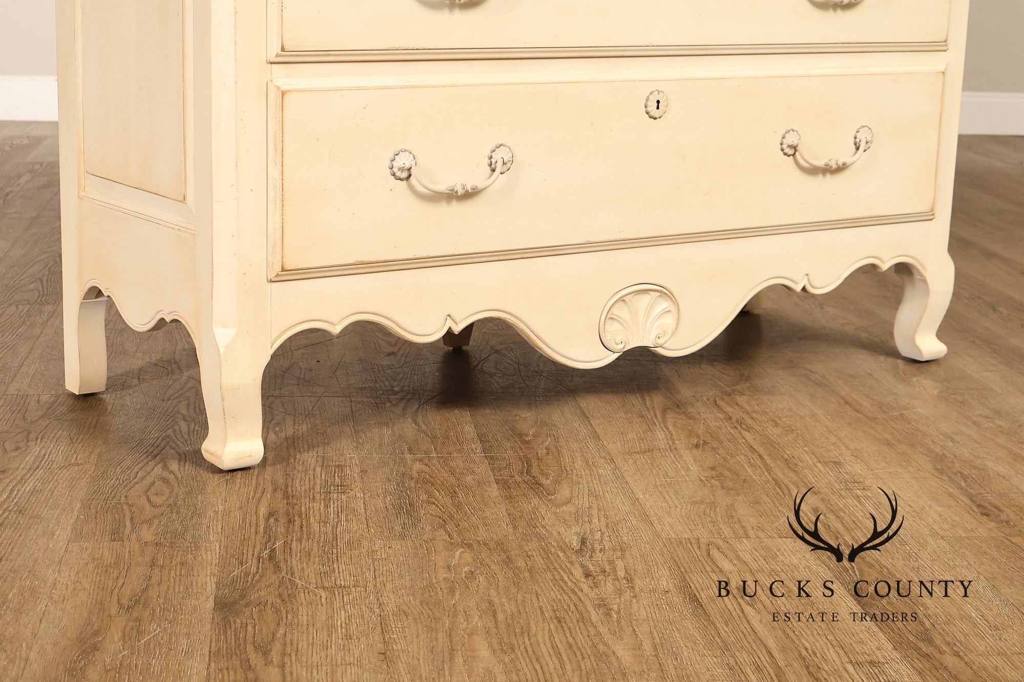 Ethan Allen 'Country French' Distress Painted Chest of Drawers