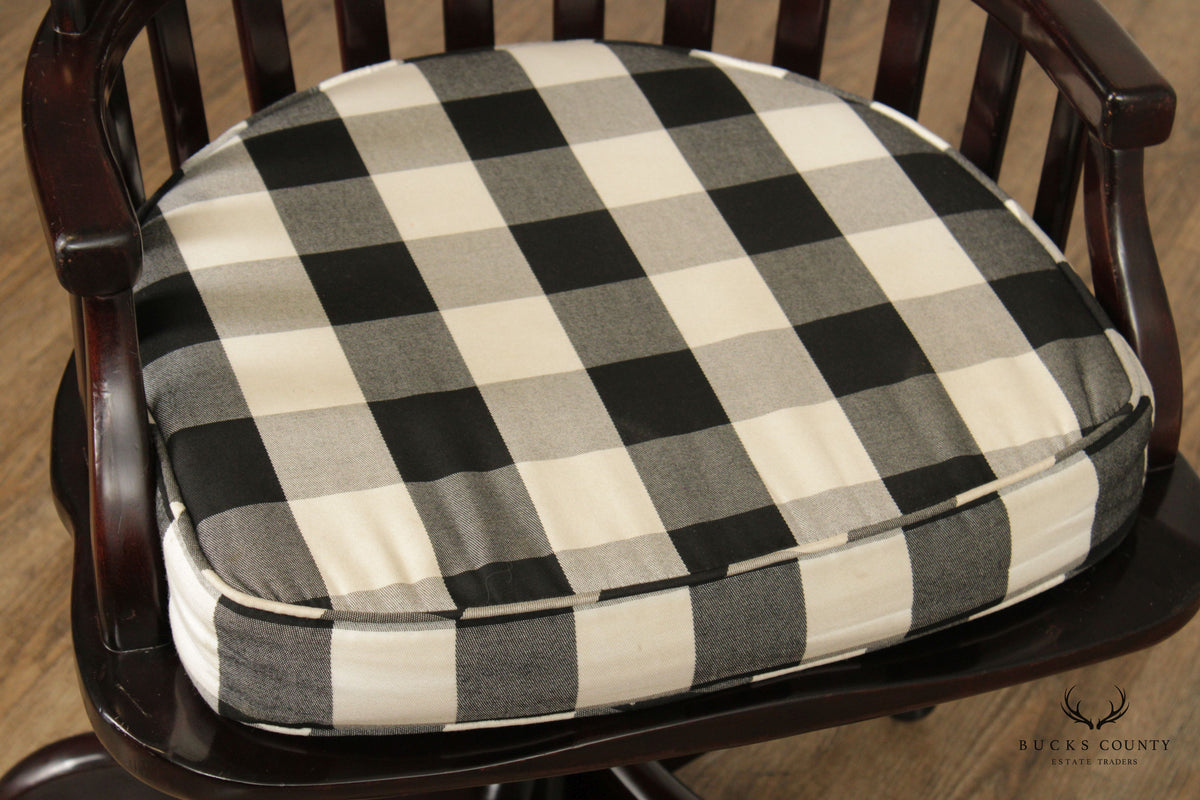 Adjustable Rolling Banker's Office Chair