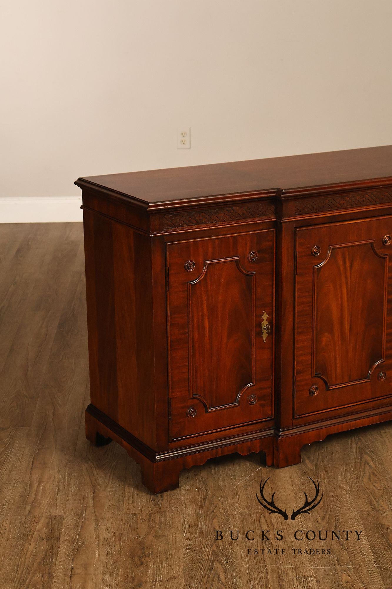 Century Furniture Georgian Style Mahogany Sideboard