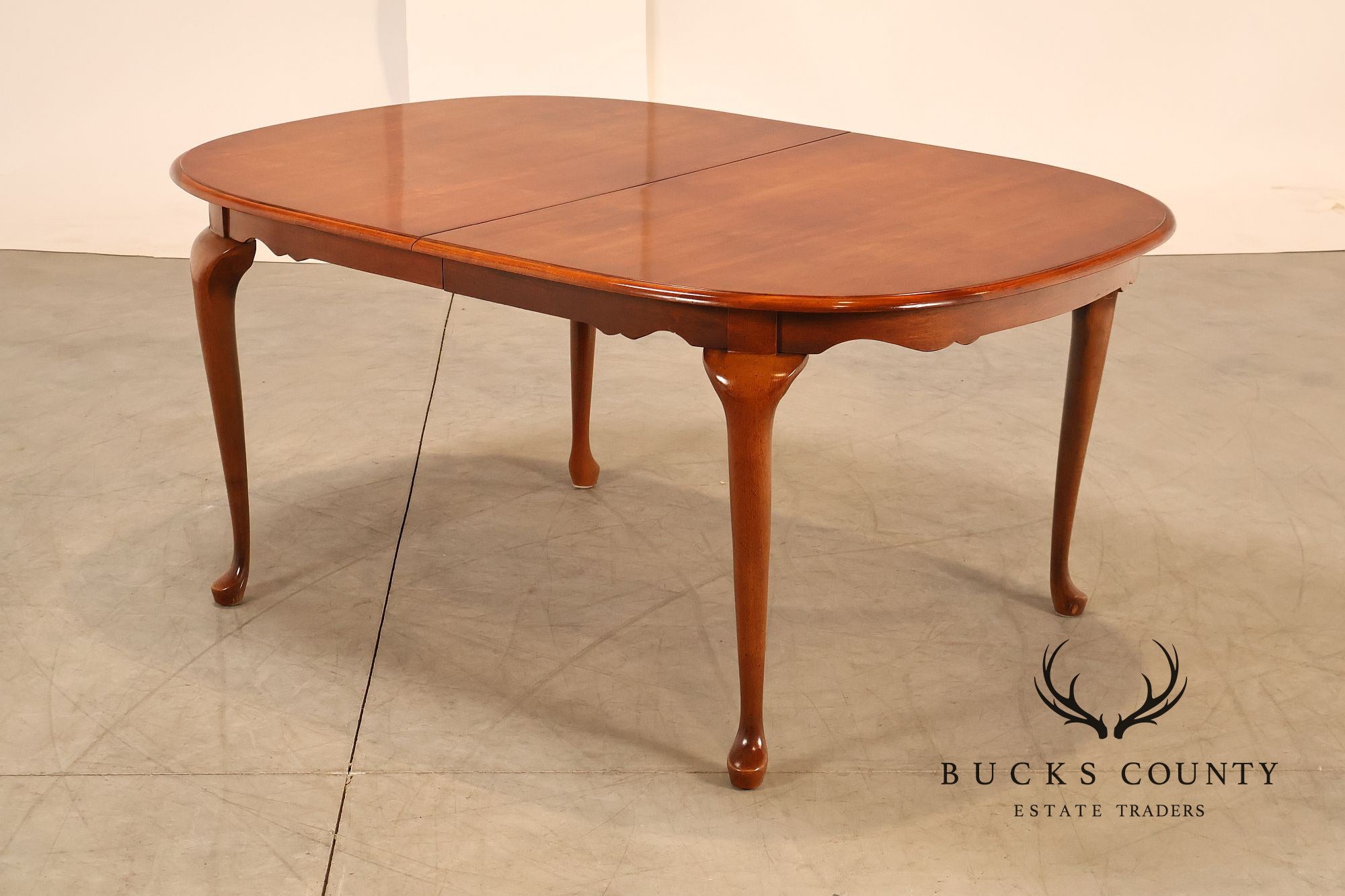 American Drew Traditional Cherry Dining Table With Two Leaves