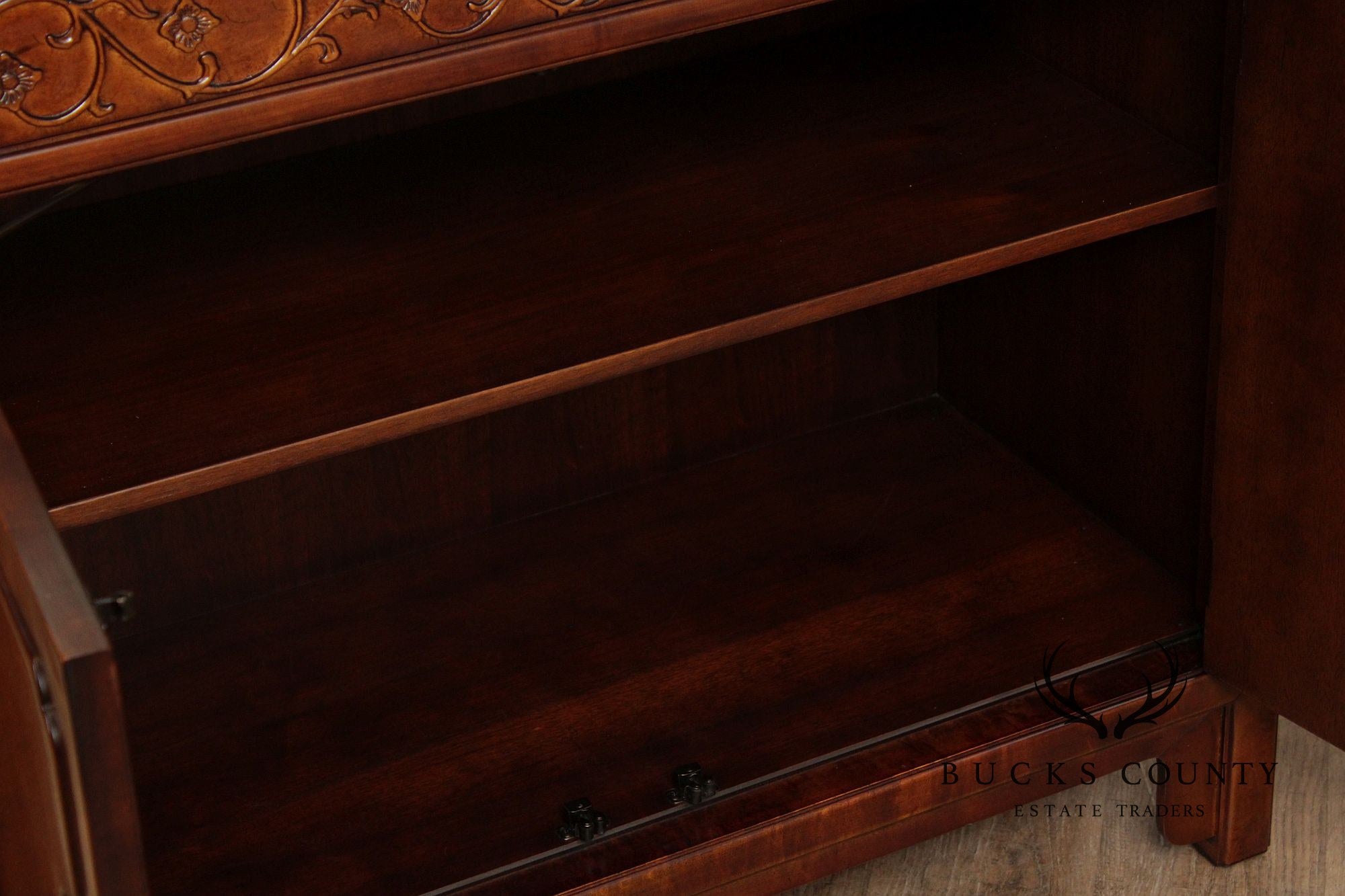 Henredon 'Folio 16' Asian Inspired Display Cabinet