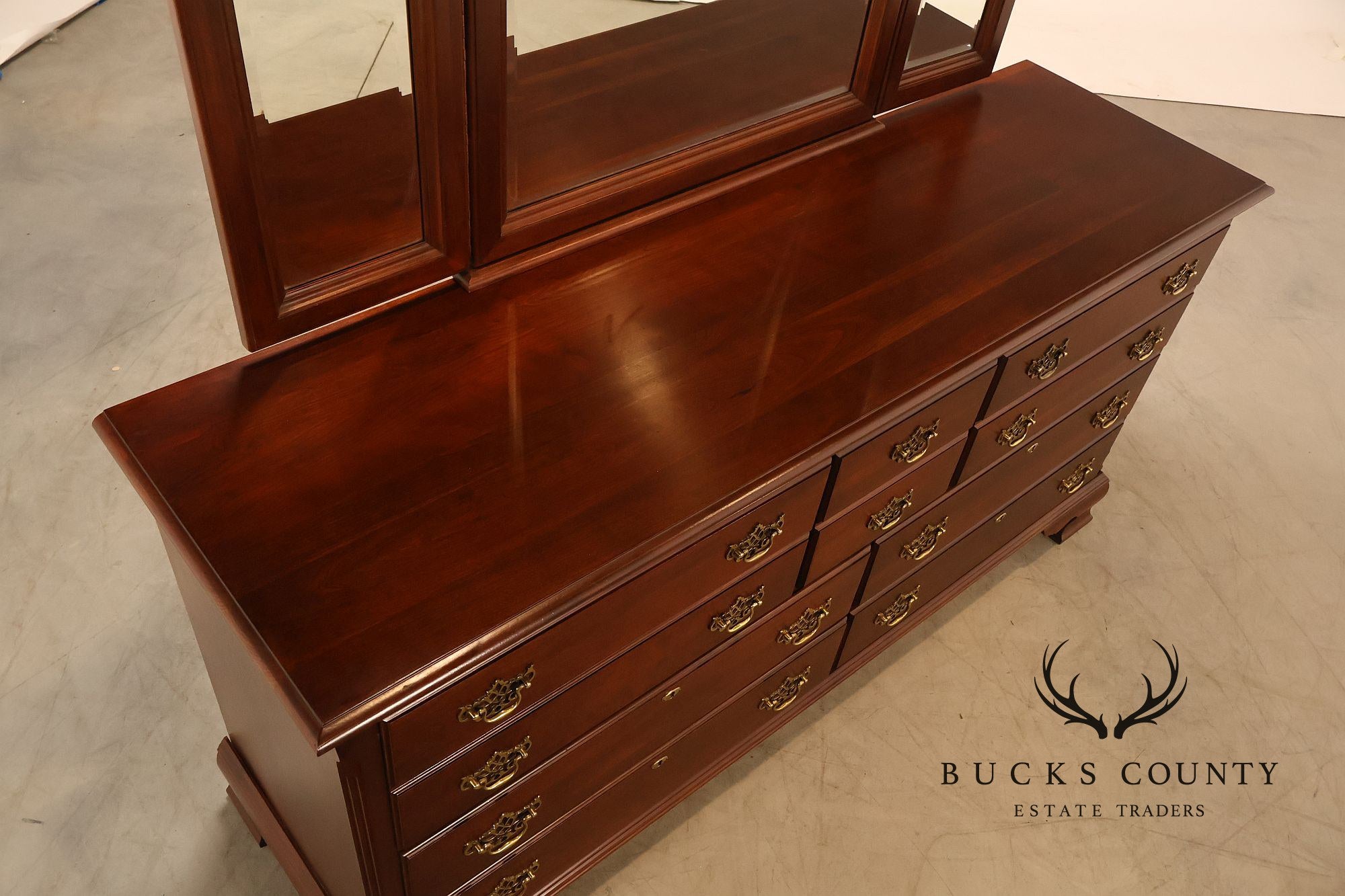 Cochran Mahogany Chippendale Style Cherry Dresser With Mirror