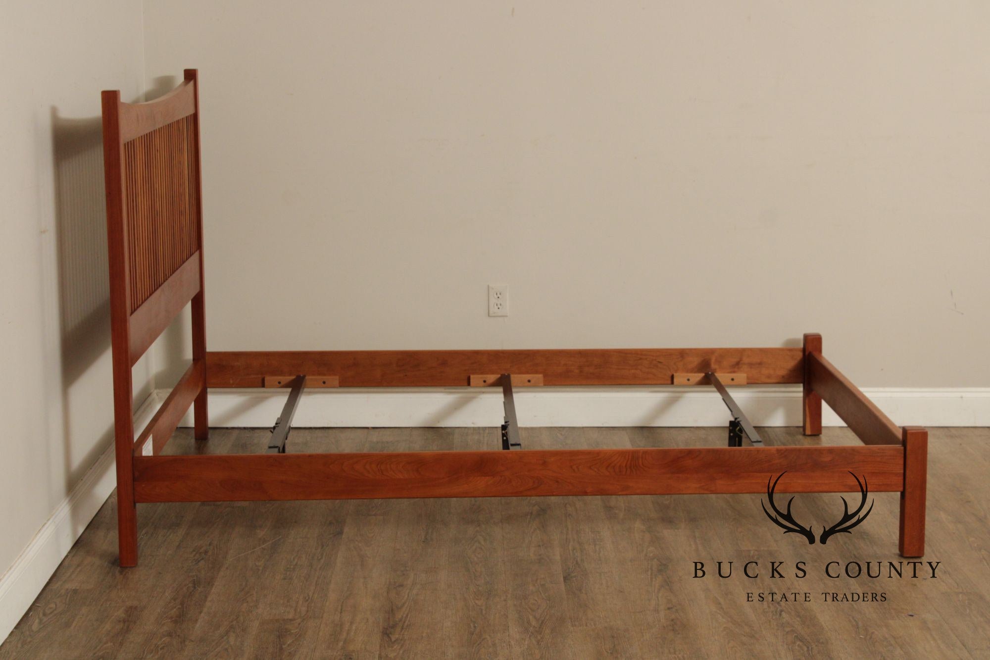 Stickley Mission Collection Cherry Queen Spindle Bed2495