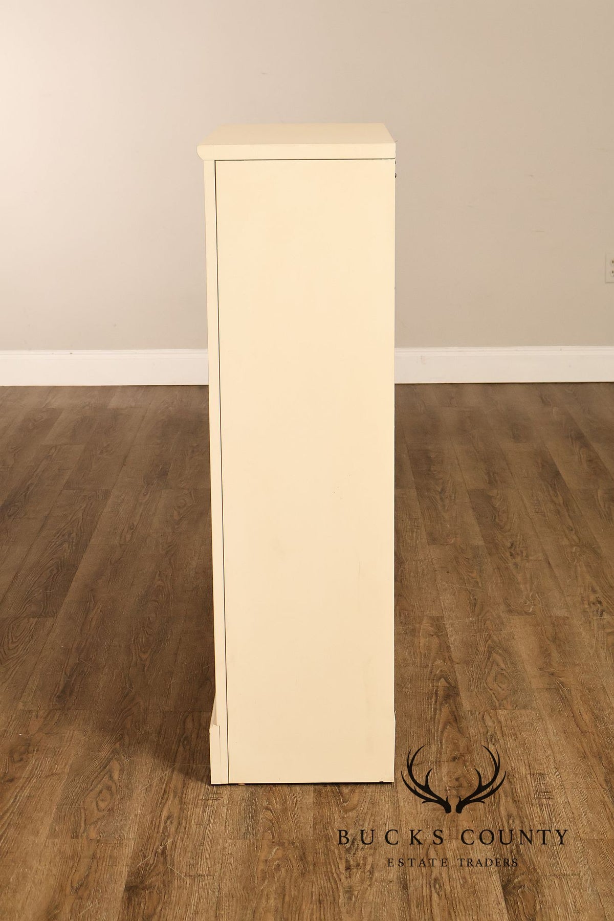 Ethan Allen Coastal Style Pair of Painted Open Bookcases