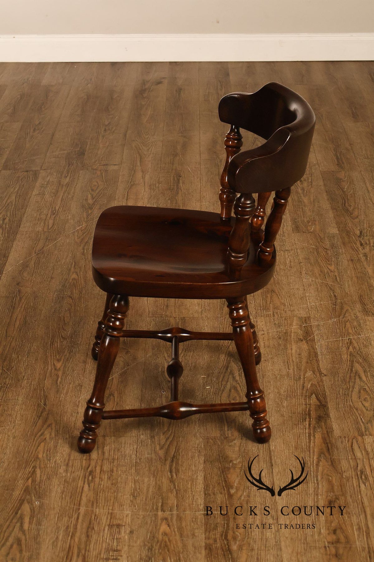Set Of Four Ethan Allen Colonial Style Dark Finish Windsor Dining Chairs