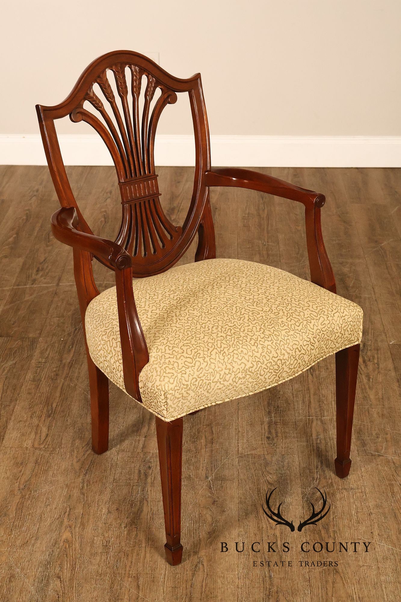 Stickley Hepplewhite Style Set of Eight Mahogany Shield Back Dining Chairs