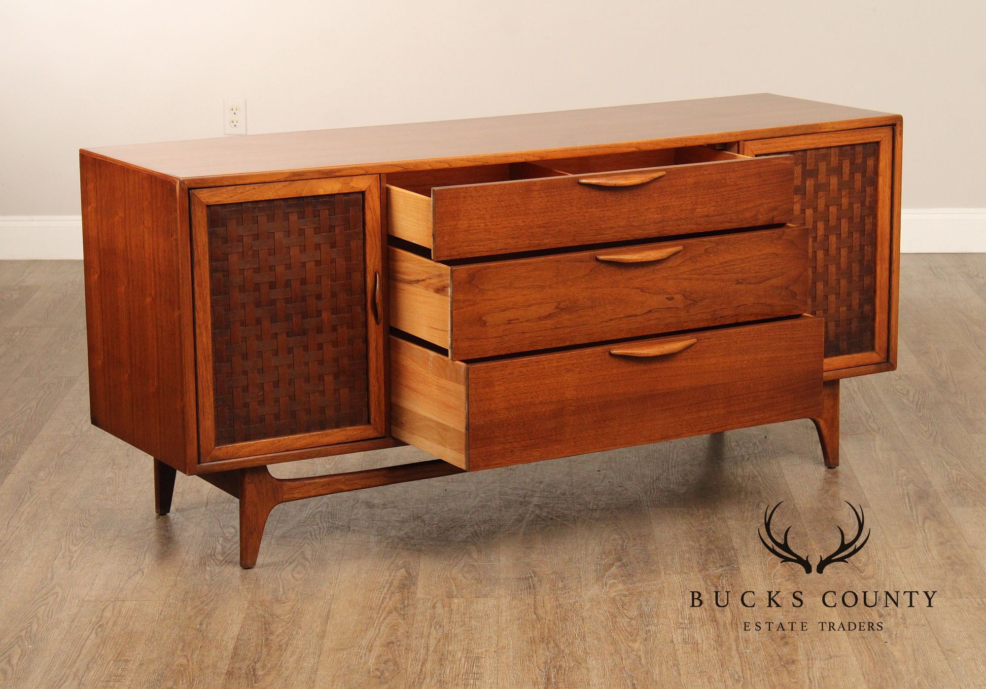 Lane Mid-Century Modern Walnut Credenza Sideboard