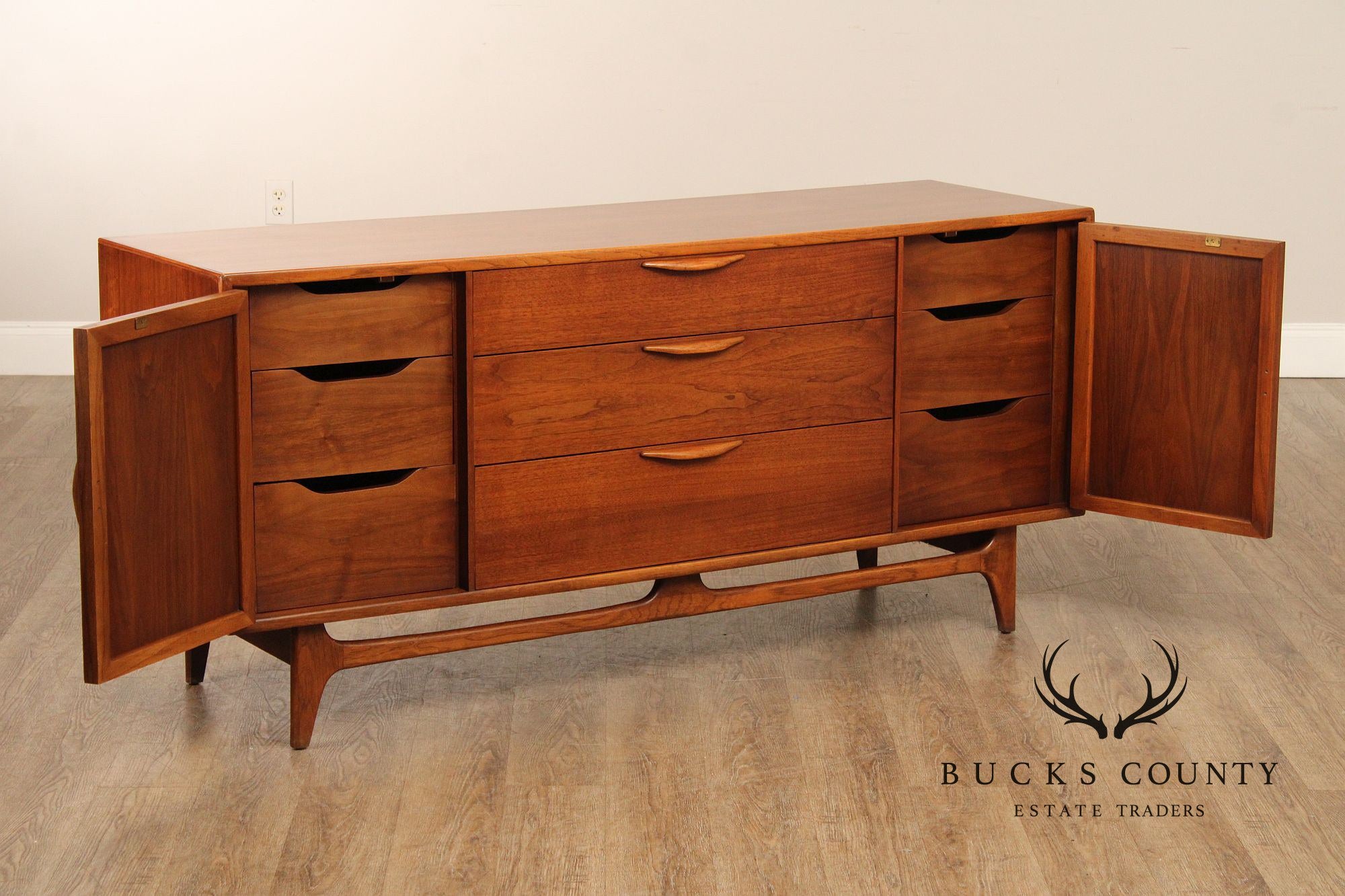 Lane Mid-Century Modern Walnut Credenza Sideboard