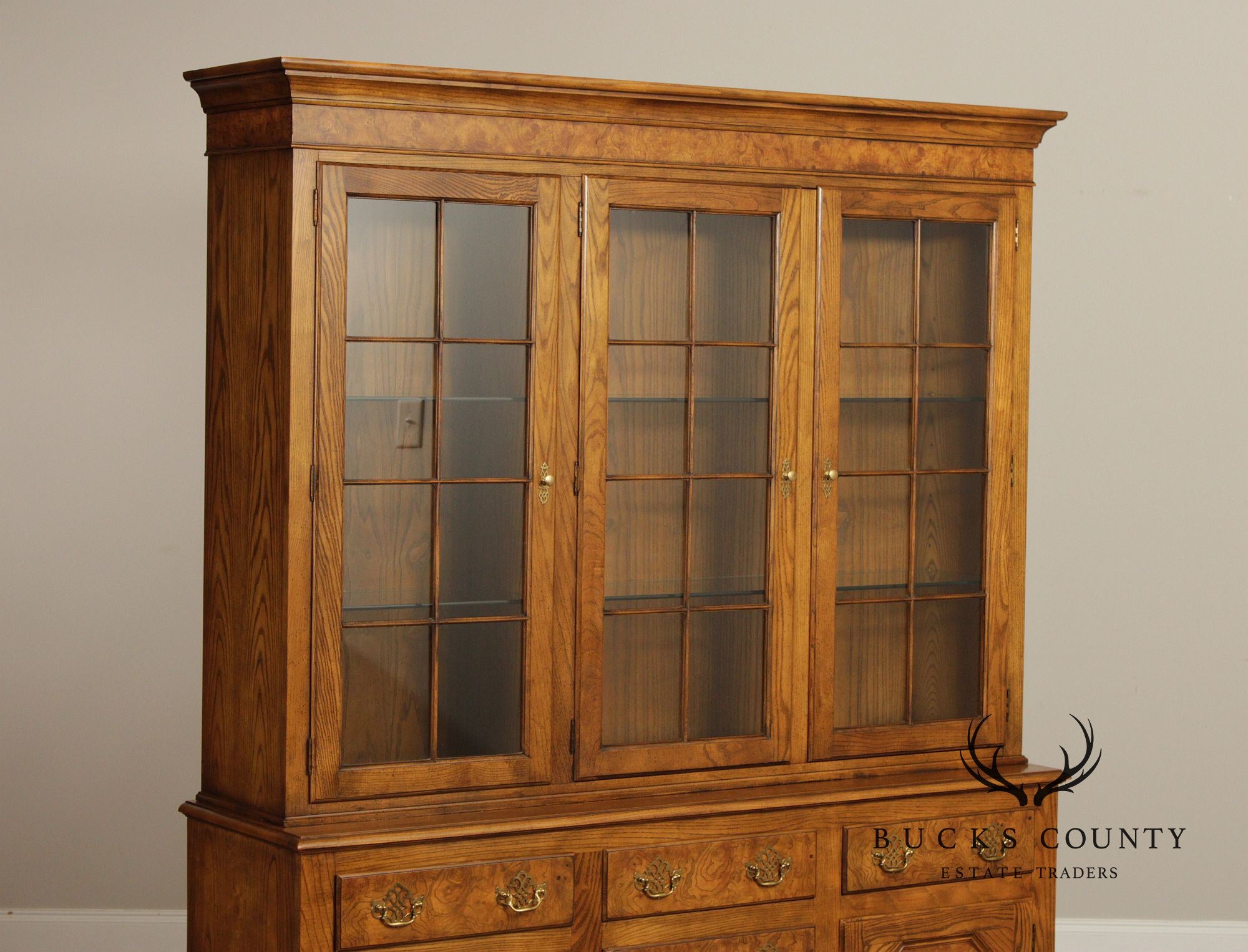 Baker Furniture Georgian Style Burled Oak Breakfront China Cabinet