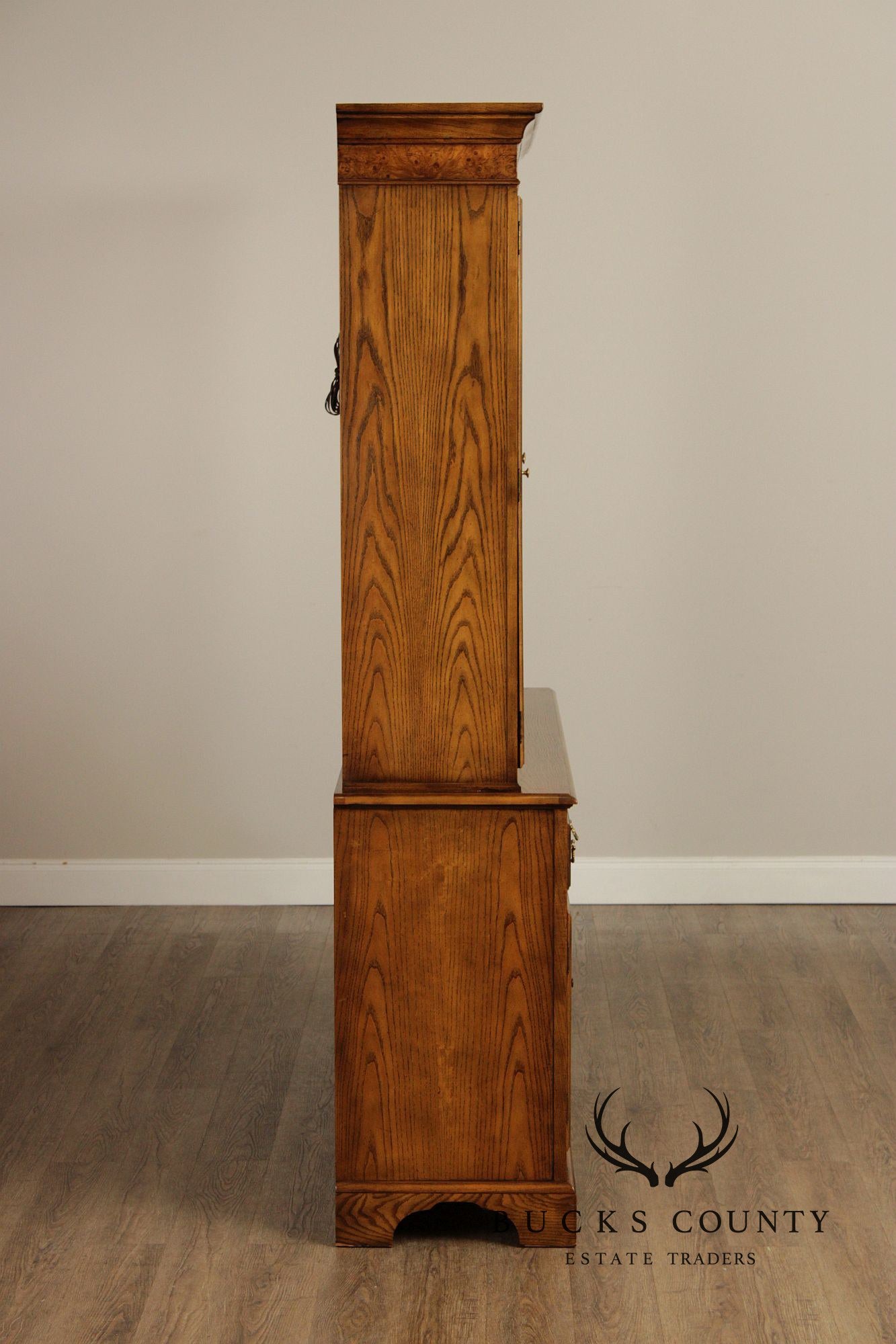 Baker Furniture Georgian Style Burled Oak Breakfront China Cabinet