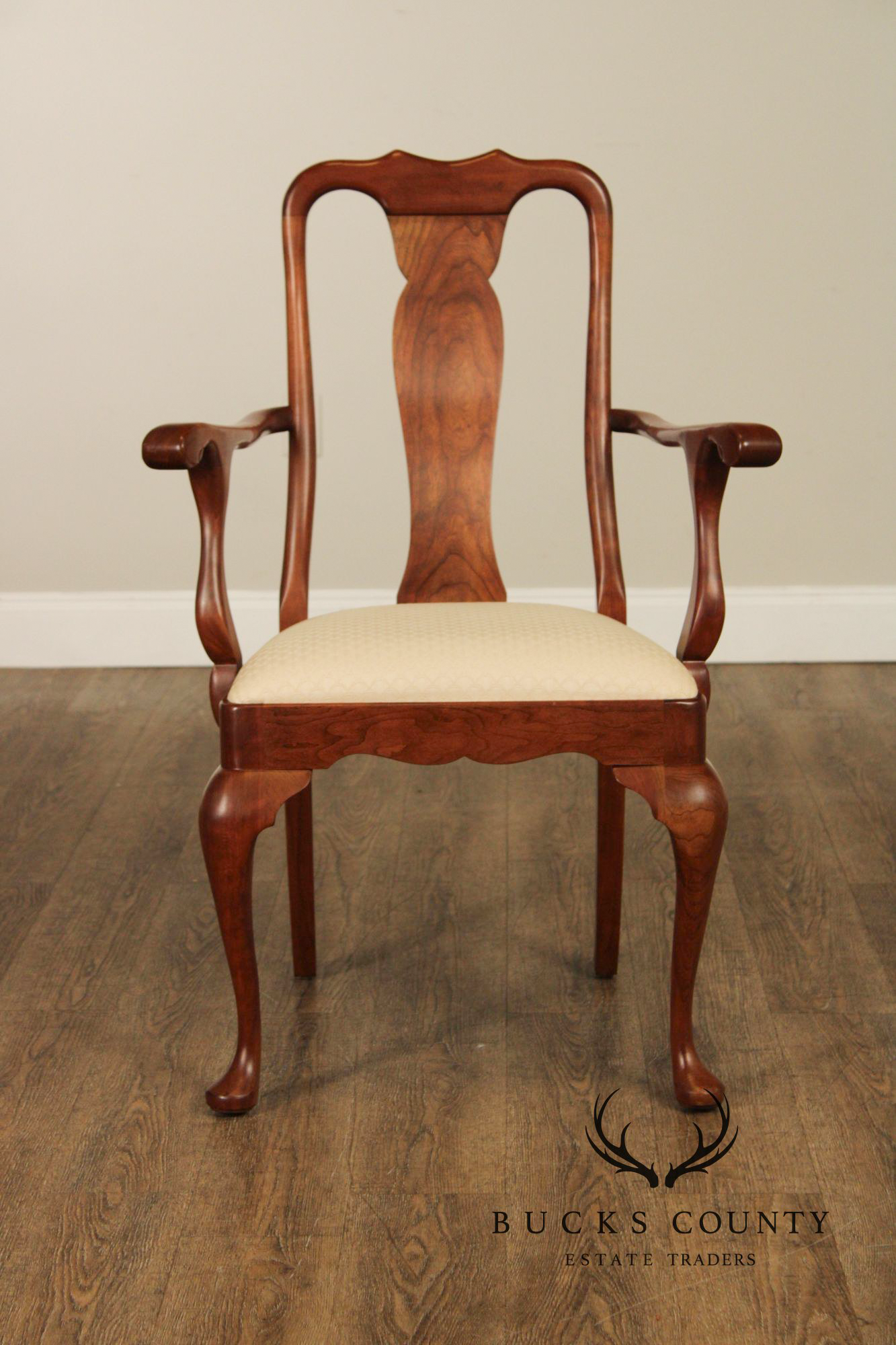 Stickley Queen Anne Style Set of Six Cherry Dining Chairs
