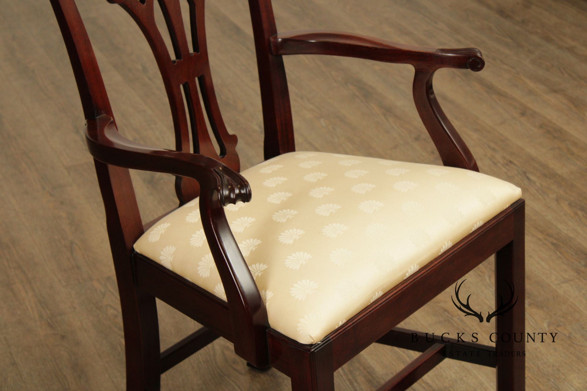 Kindel Chippendale Style Set of Eight Mahogany Dining Chairs