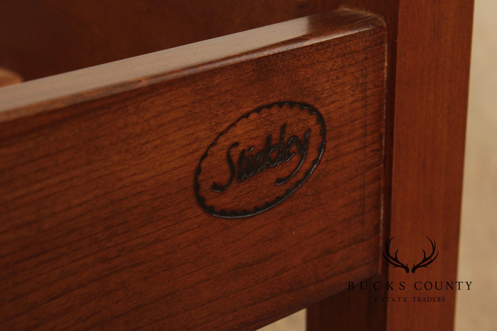 Stickley Cherry Queen Size Sleigh Bed