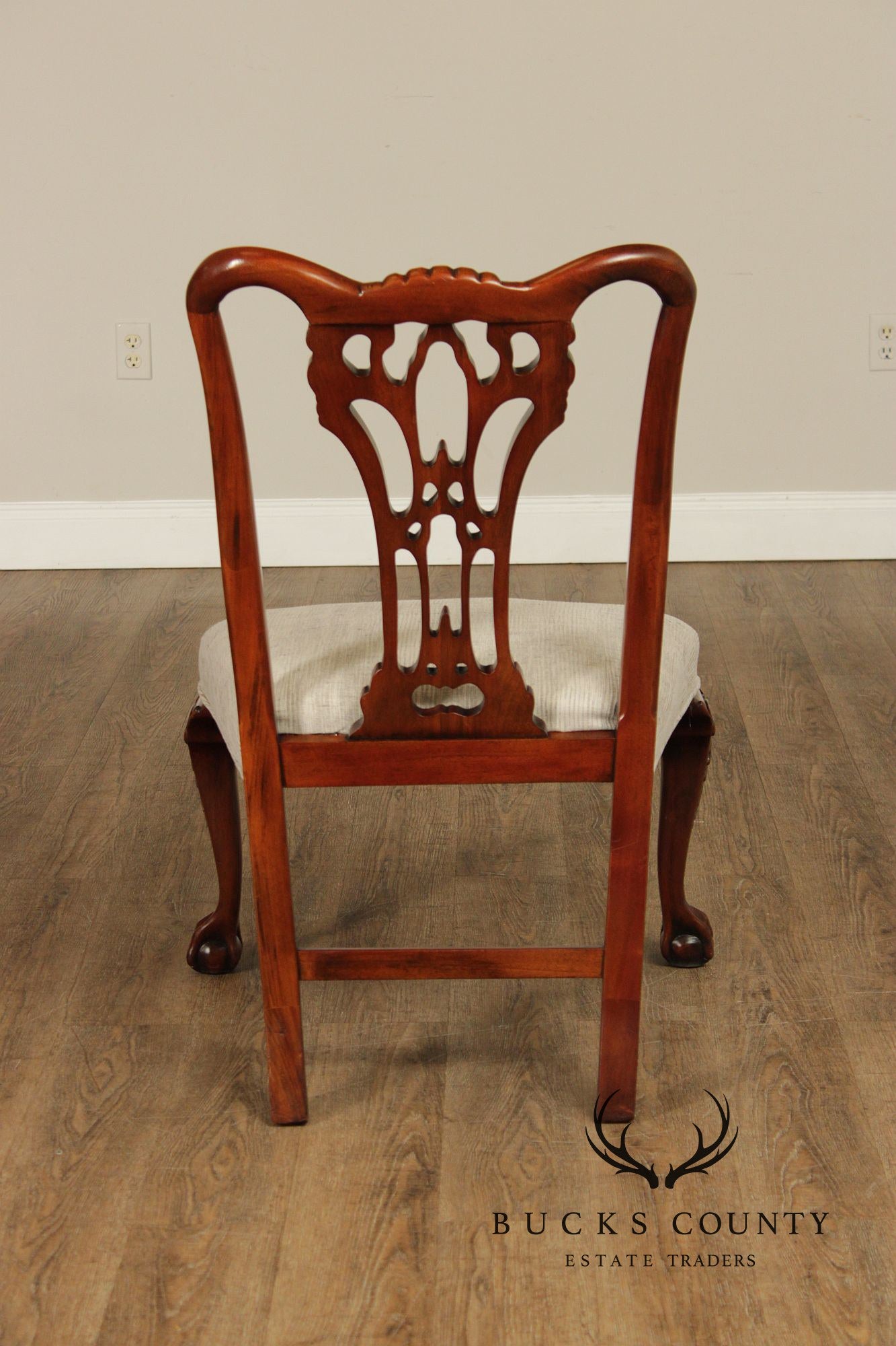 Chippendale Style Quality Set Of Eight Solid Mahogany Dining Chairs
