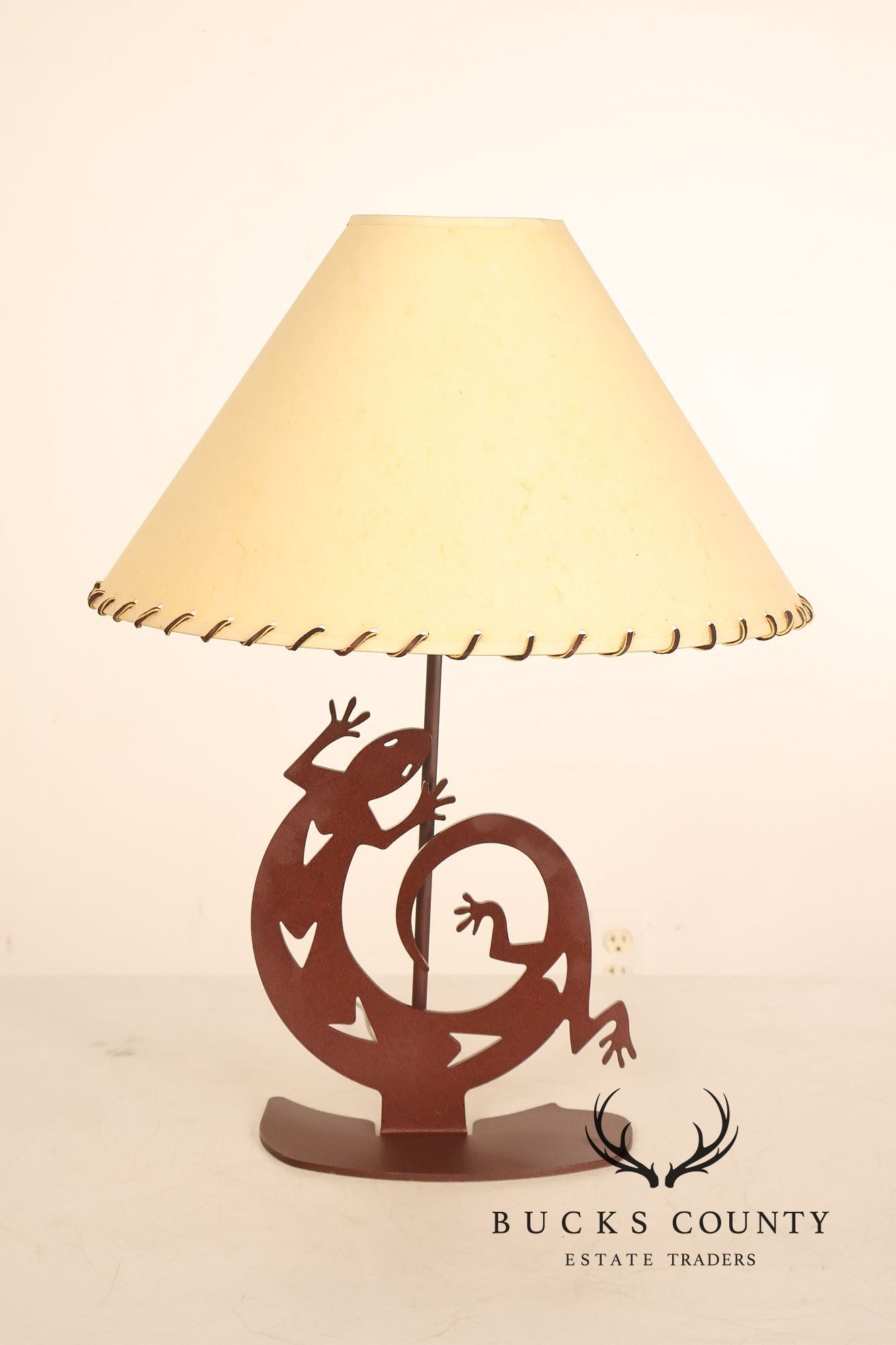 Southwestern Style Steel Gecko Table Lamp