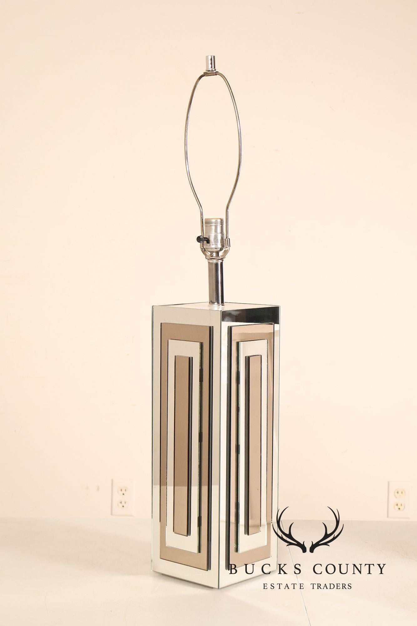 Ello Hollywood Regency Mirrored Table Lamp