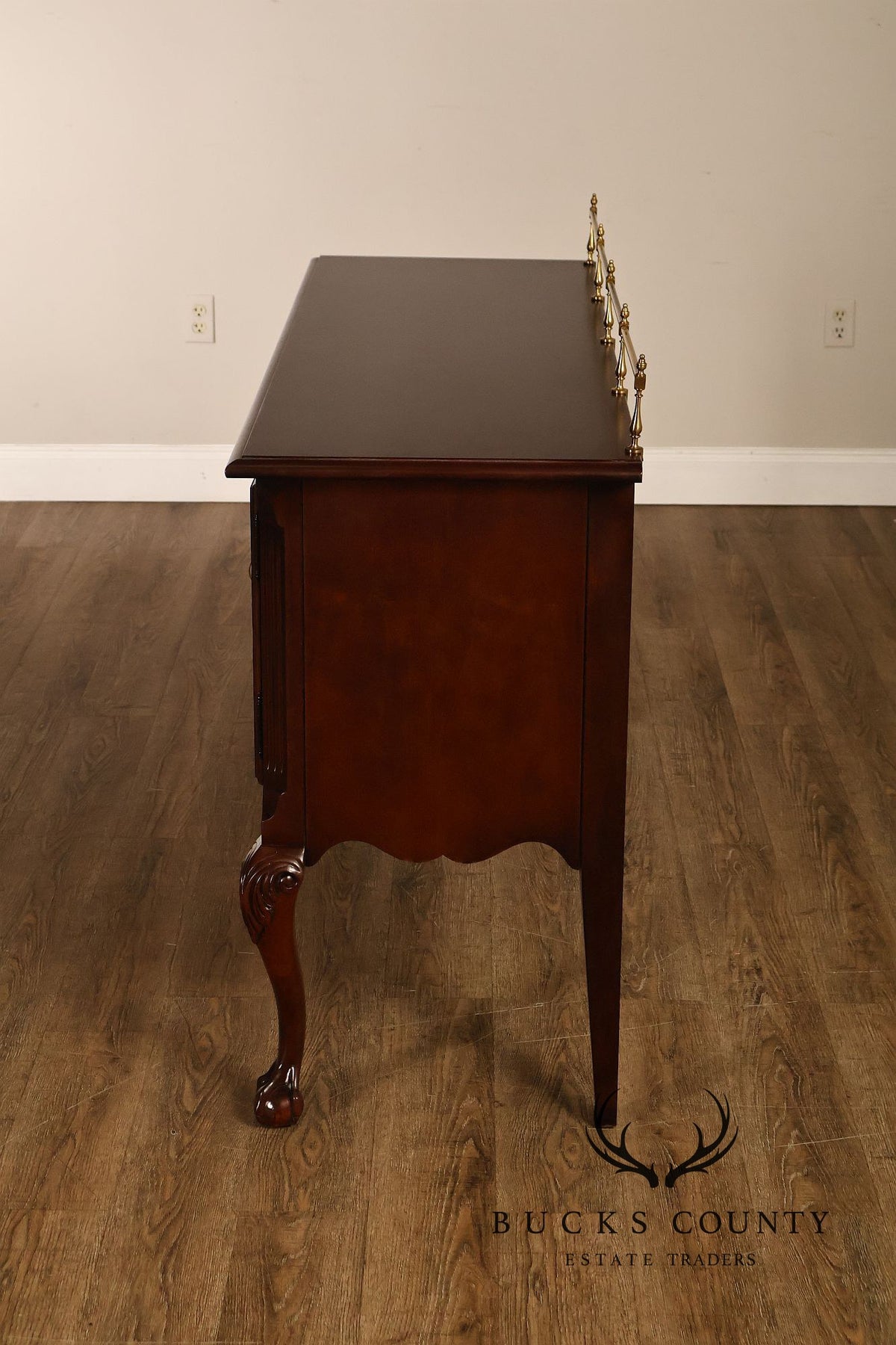 Thomasville 'Collectors Cherry' Georgian Style Sideboard