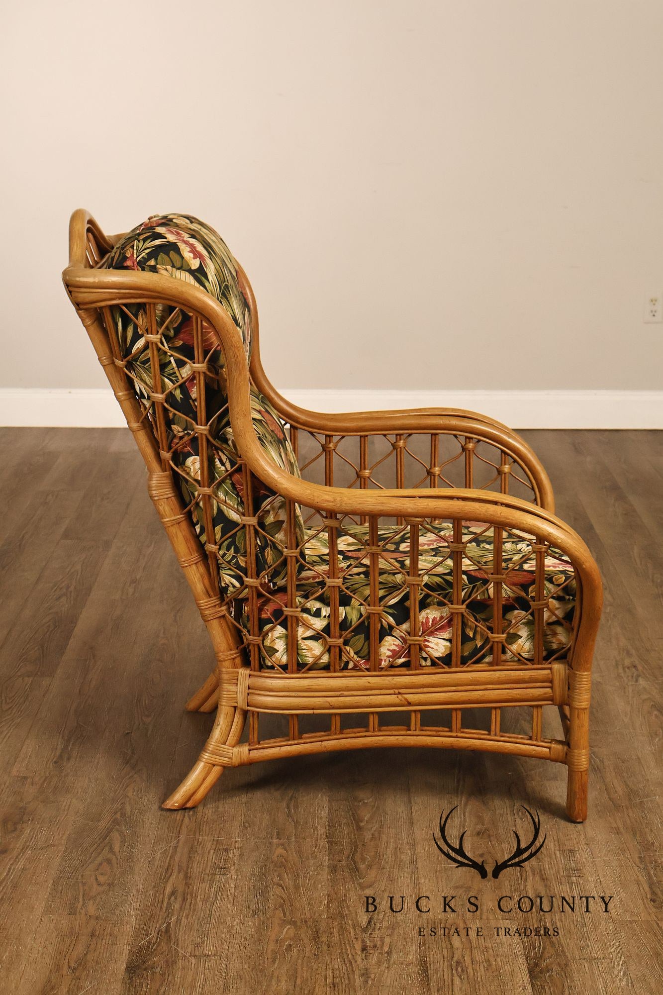 Lane Venture Wicker Lounge Chair With Tropical Upholstery