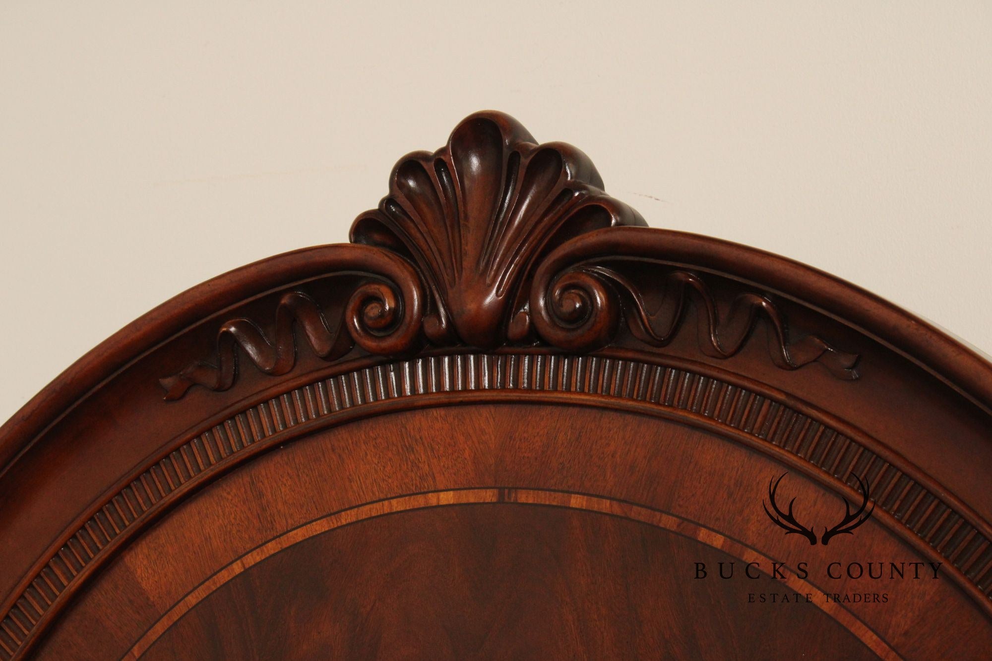 Thomasville Kent Park Queen Size Mahogany Bed