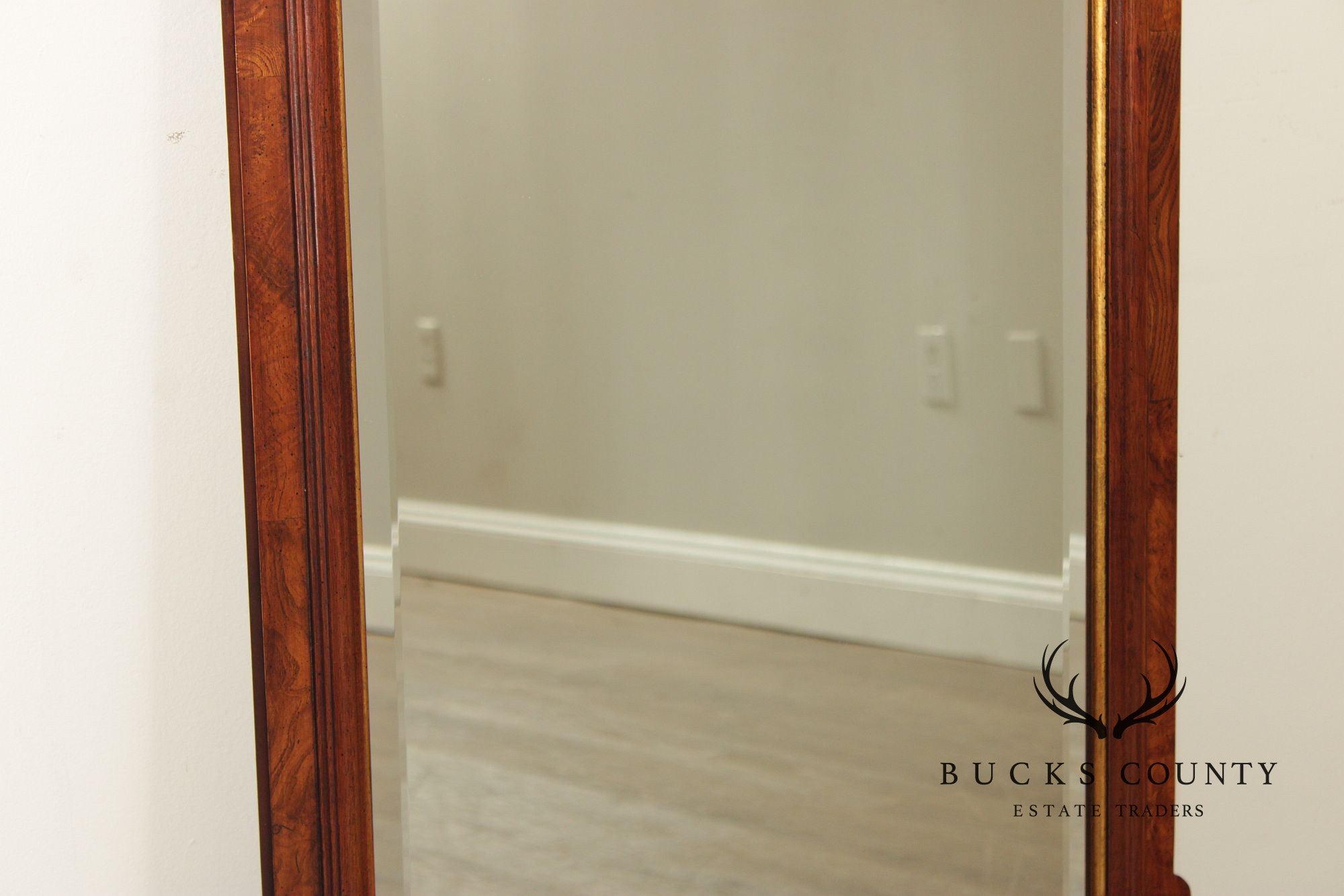 Henredon Georgian Style Burlwood Wall Mirror