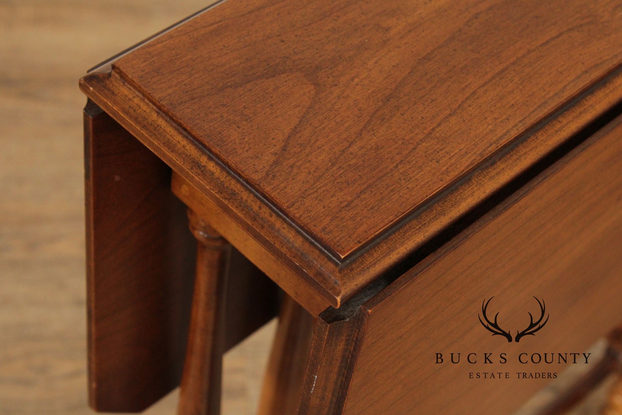 Brandt Furniture Cherry Drop-Leaf Sutherland Side Table