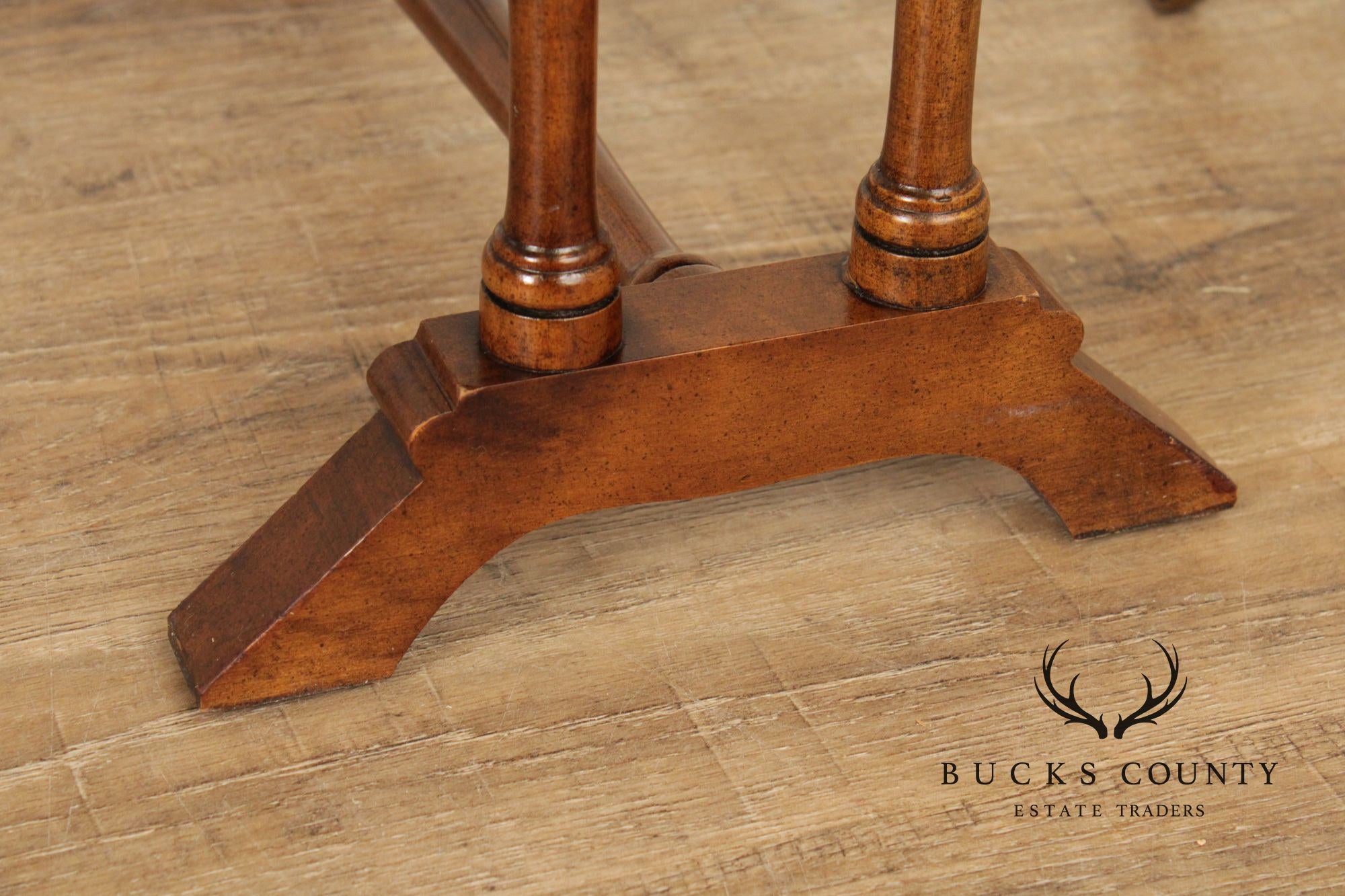 Brandt Furniture Cherry Drop-Leaf Sutherland Side Table