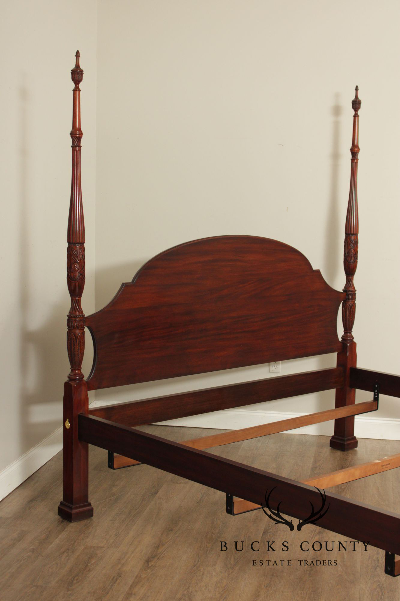 Henkel Harris King Four Poster Mahogany Rice Carved Bed
