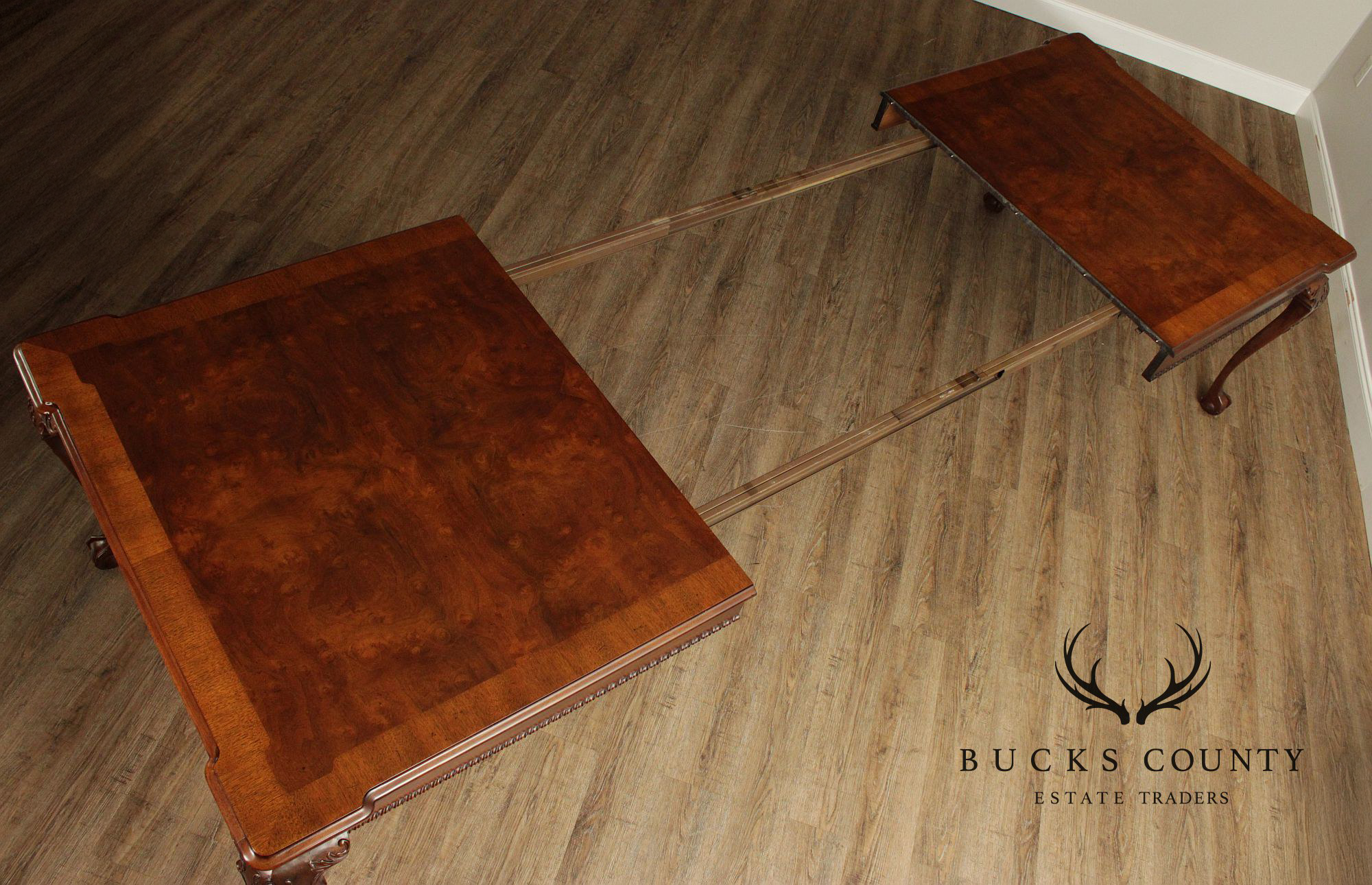 Henredon Rittenhouse Square Chippendale Style Mahogany Dining Table With Ball & Claw Feet