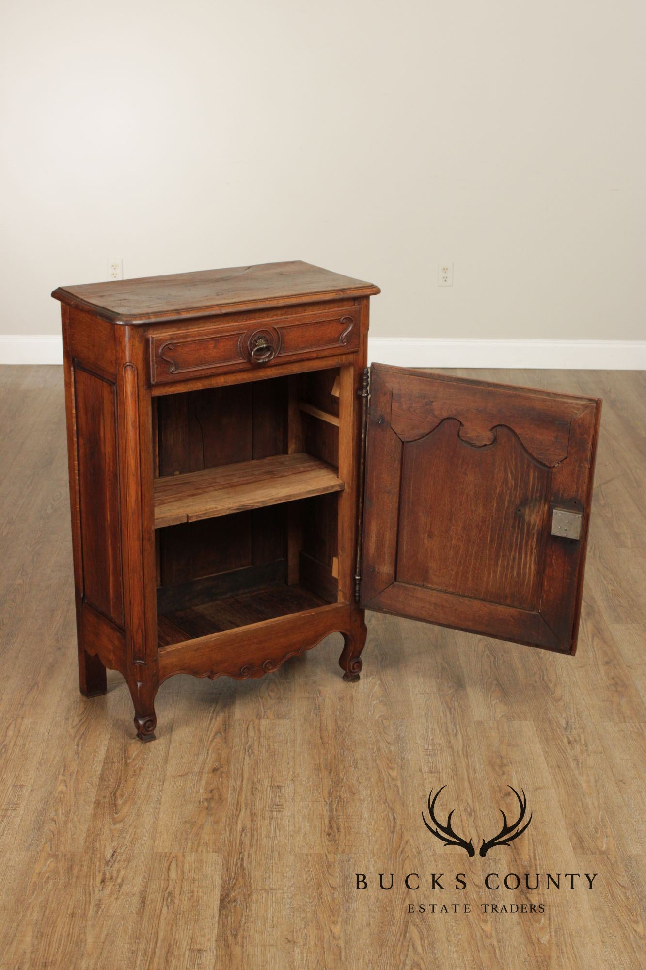 Antique 19th Century French Louis XV Style Solid Oak Petite Cabinet With Drawer And Scalloped Apron