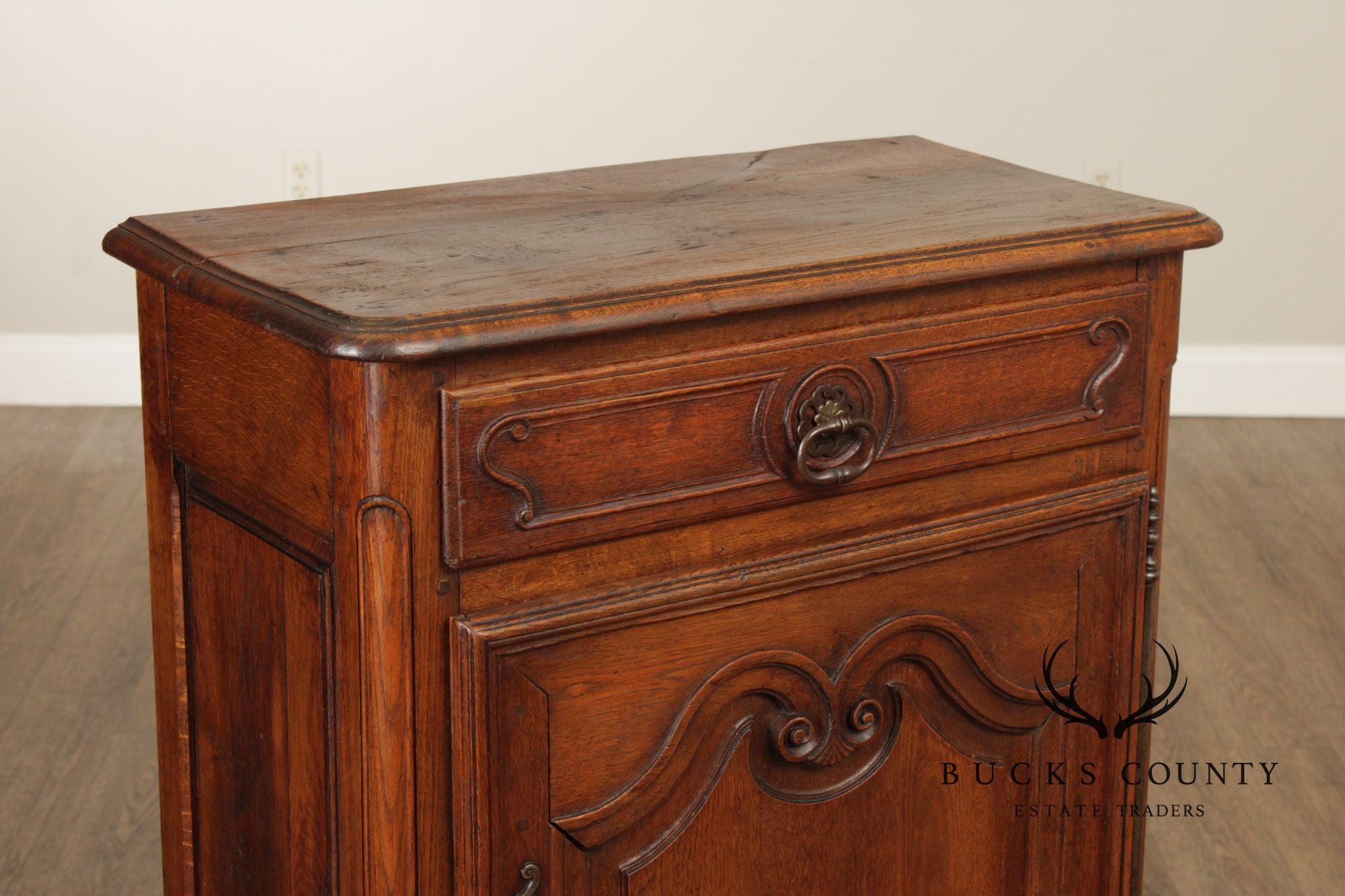 Antique 19th Century French Louis XV Style Solid Oak Petite Cabinet With Drawer And Scalloped Apron