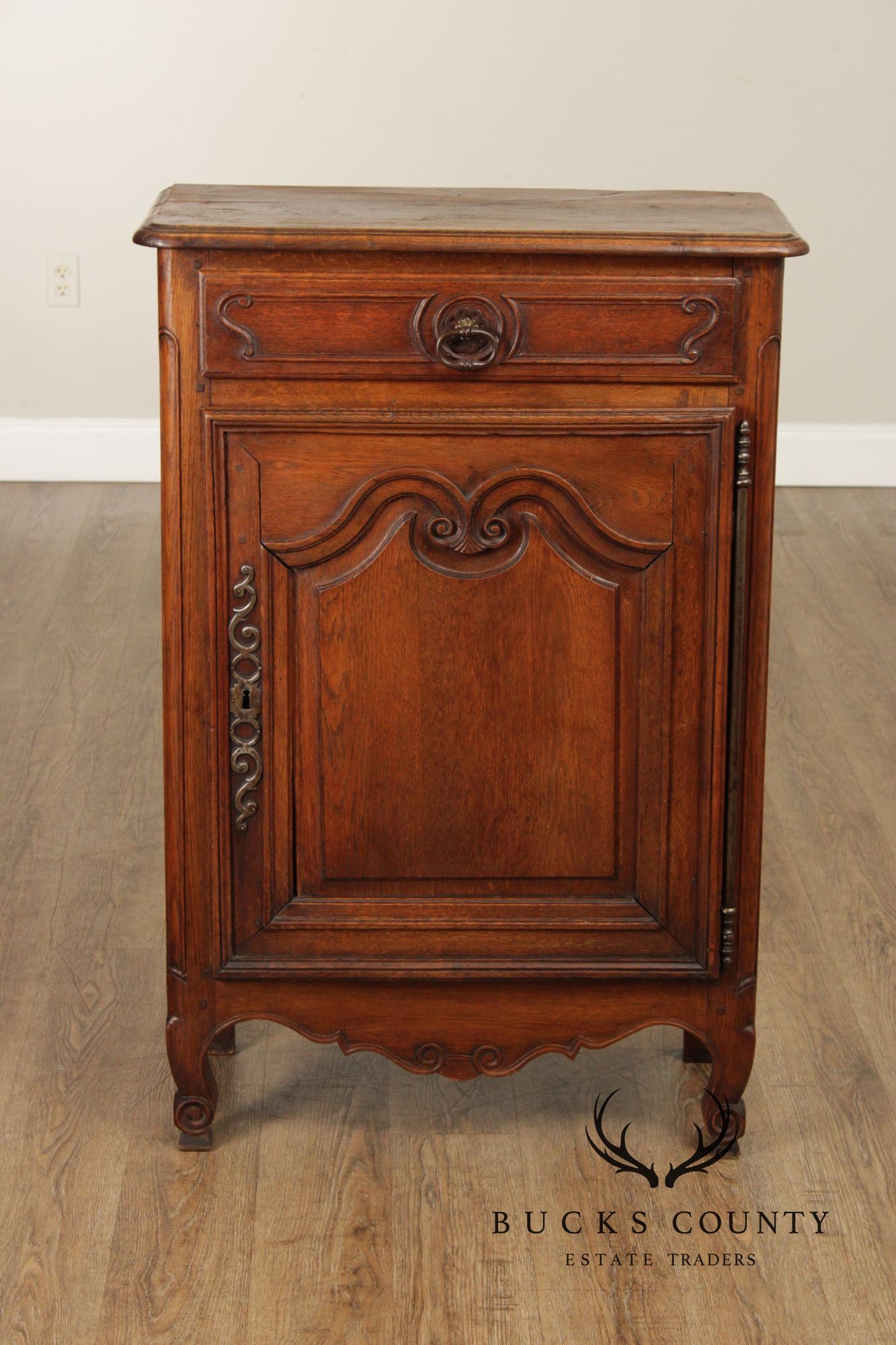 Antique 19th Century French Louis XV Style Solid Oak Petite Cabinet With Drawer And Scalloped Apron