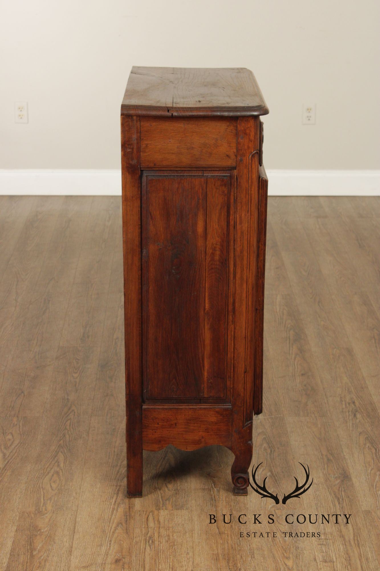 Antique 19th Century French Louis XV Style Solid Oak Petite Cabinet With Drawer And Scalloped Apron