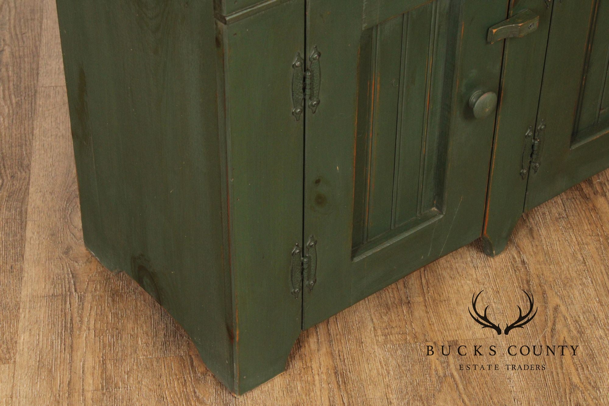 Country Farmhouse Style Painted Pine Hutch Cabinet