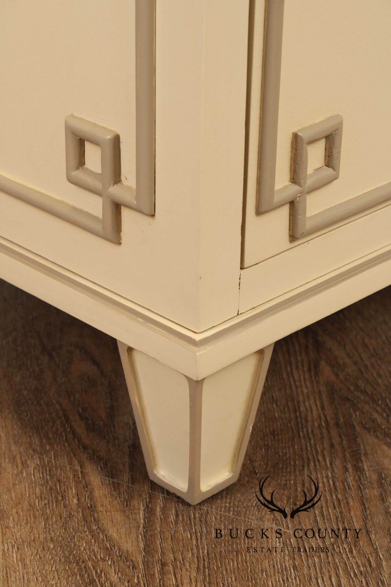 Hickory Chair Historical James River Plantation Painted Chest of Drawers