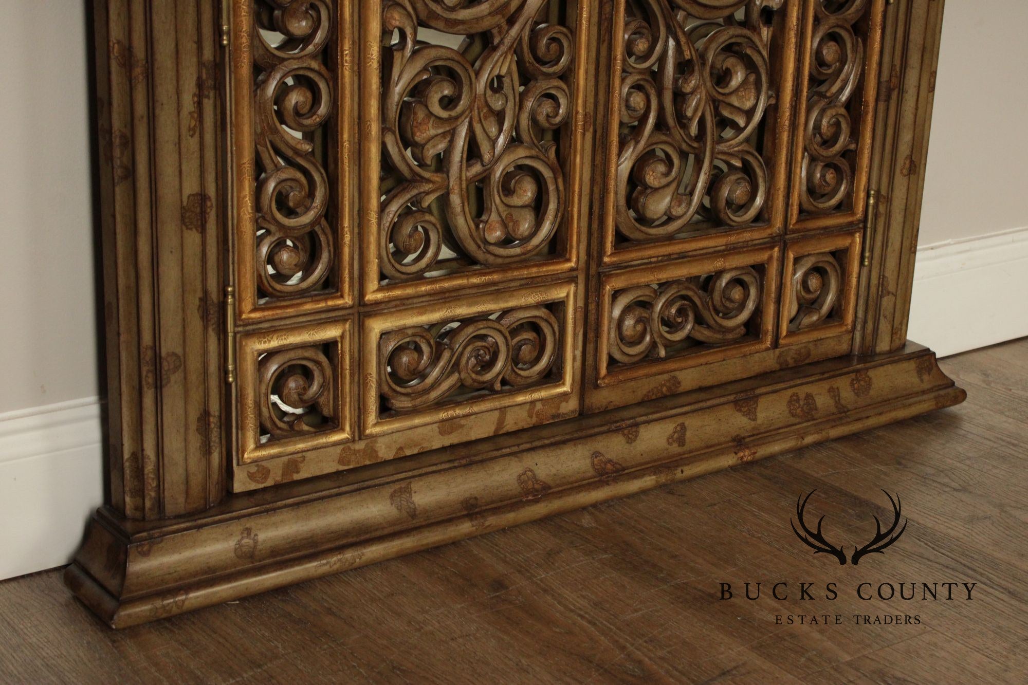 LaBarge Italian Renaissance Style Pair of Arched Wall Mirrors