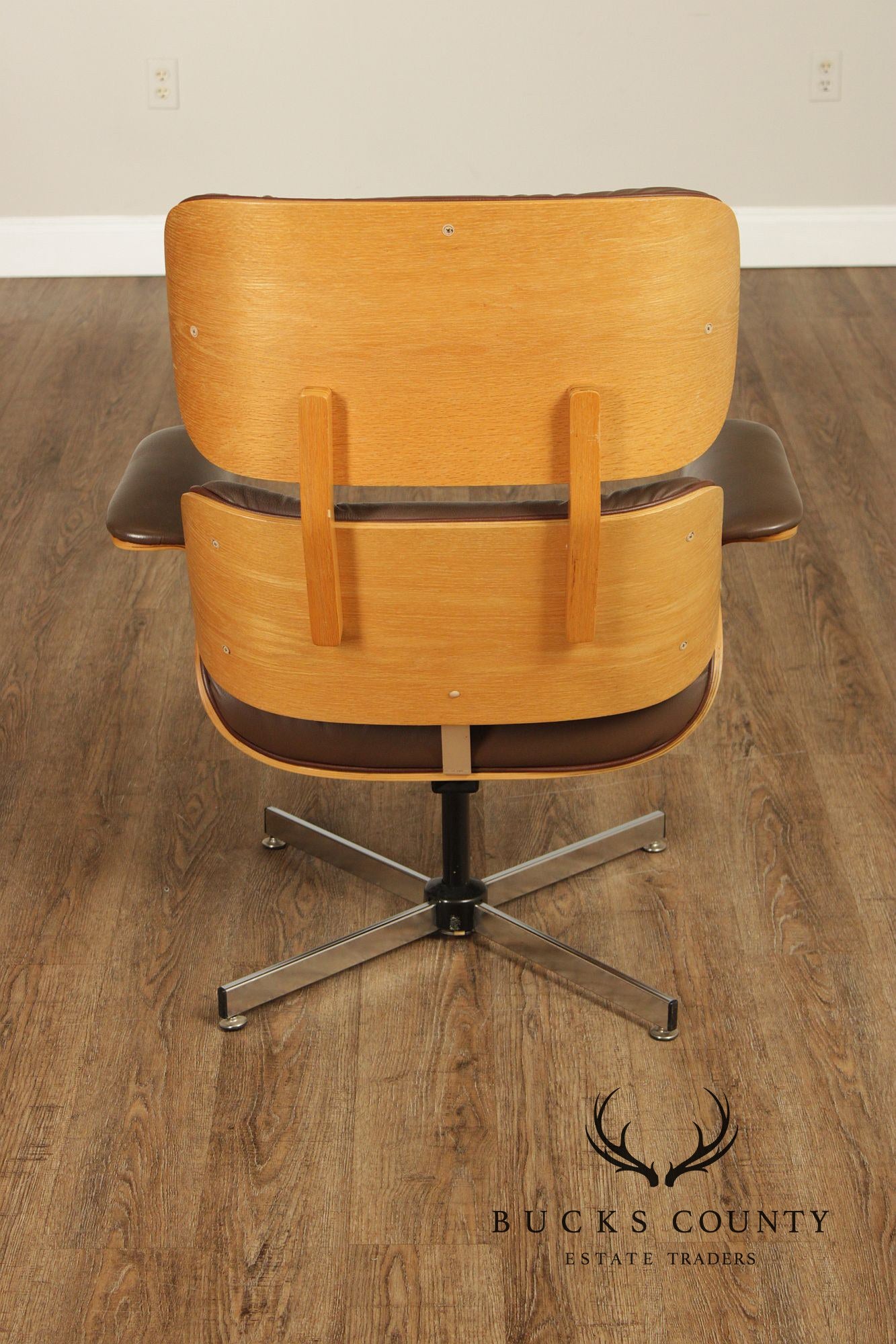 Eames Style Leather Swivel Chair with Ottoman