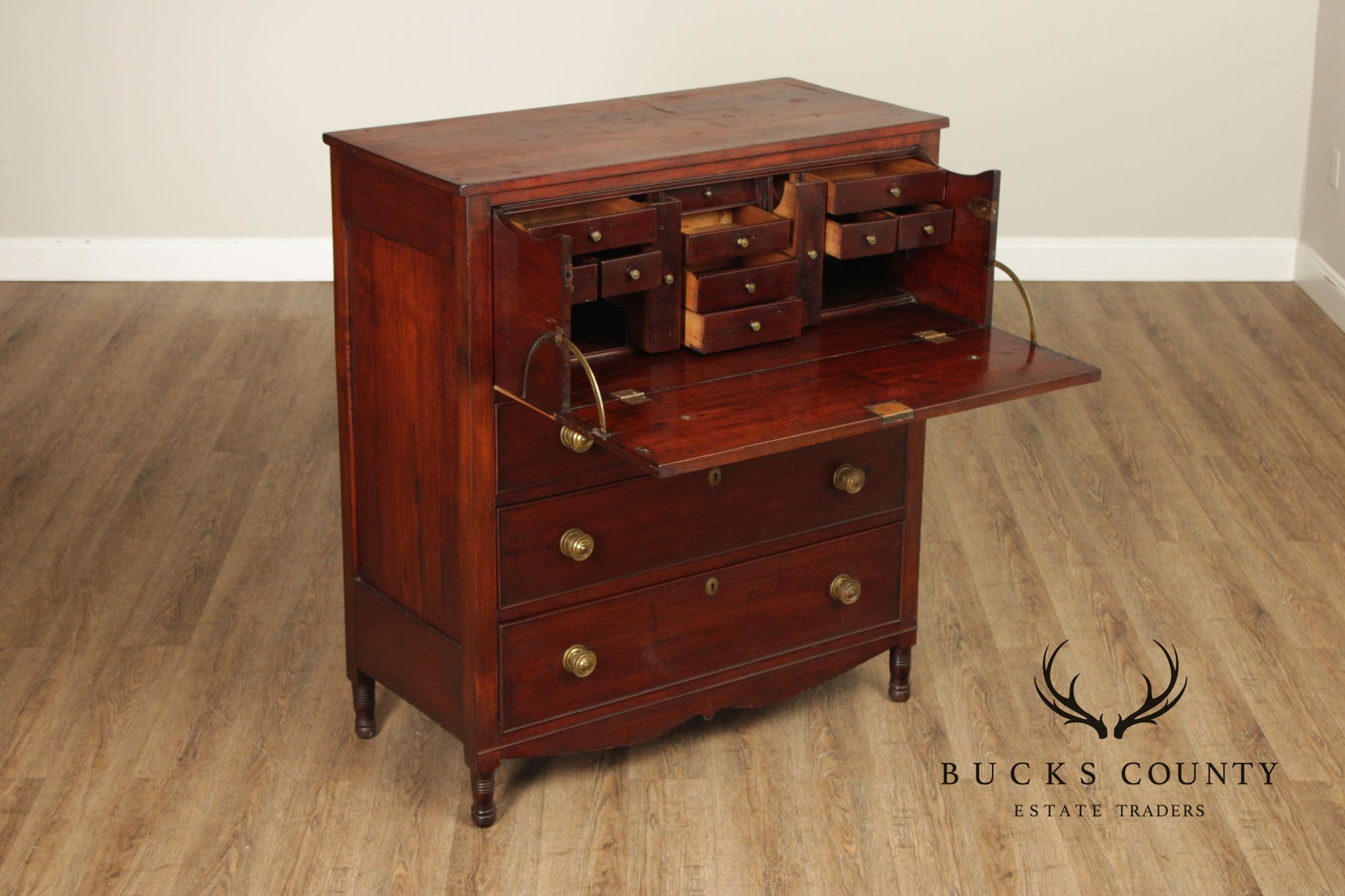Antique American Federal Period Butler's Chest Of Drawers